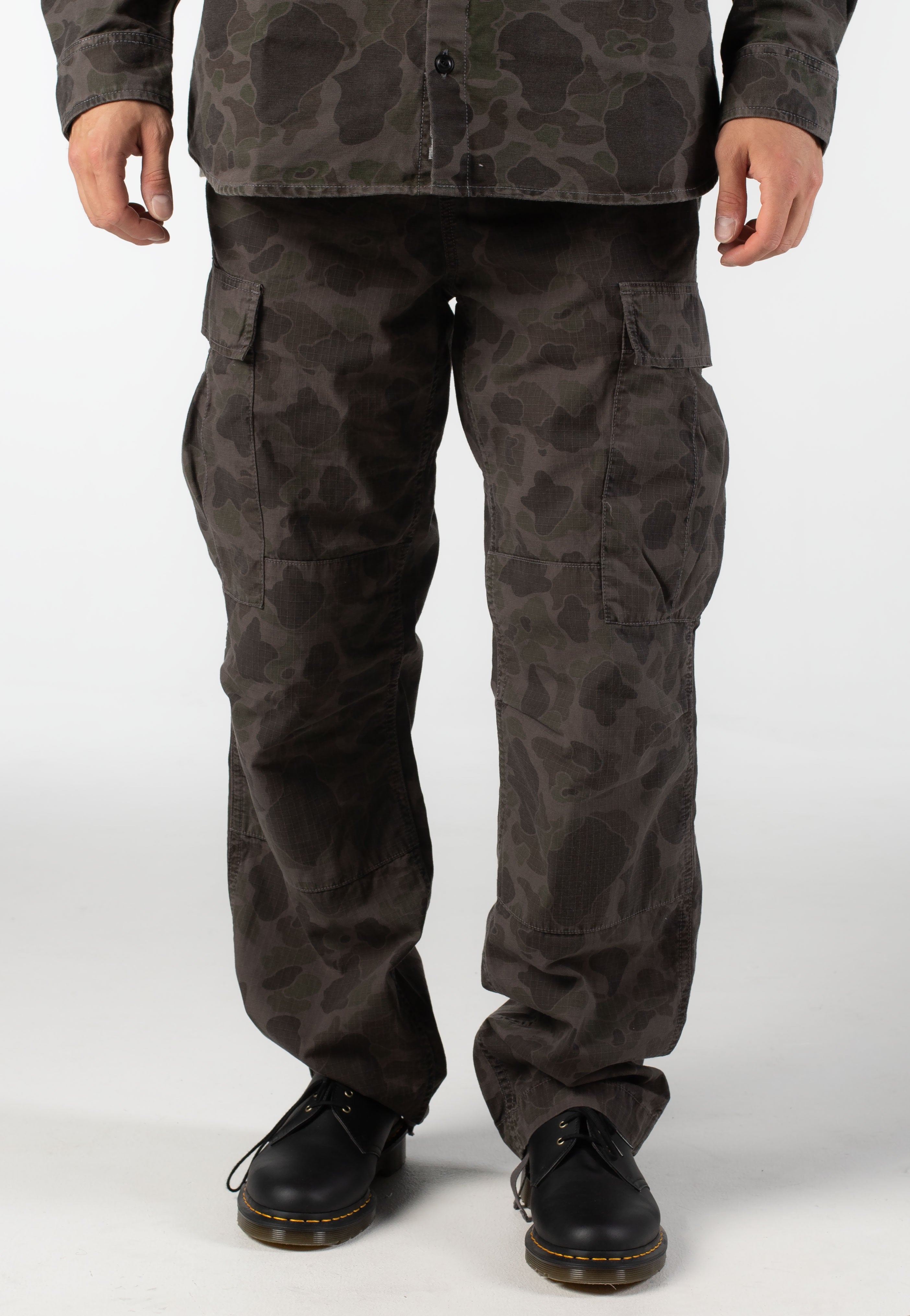 Carhartt WIP - Duck Cargo Garment Dyed Camo Duck/Green/Porphyry - Pant