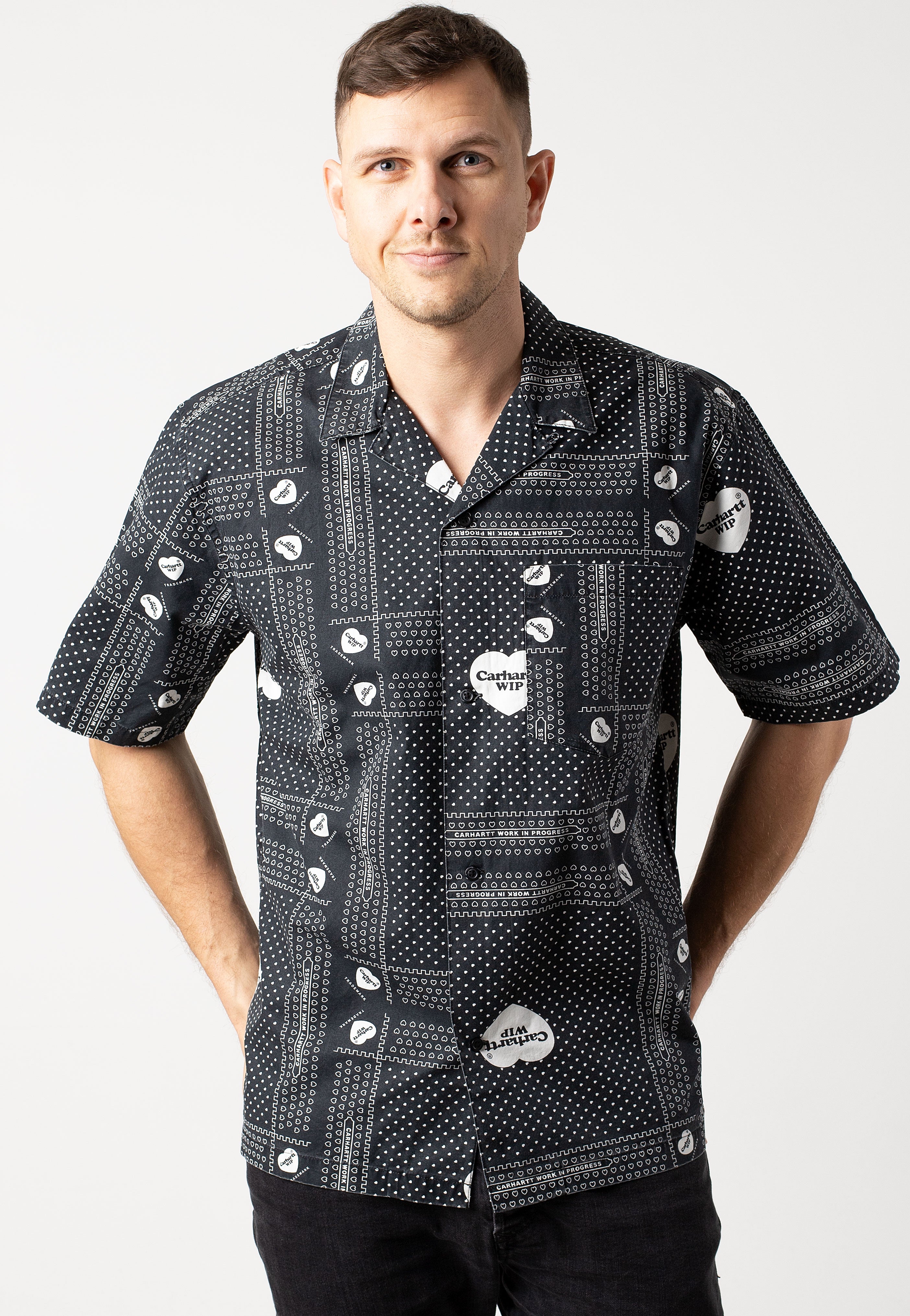 Carhartt WIP Heart Bandana Heart Bandana Print/Black - Shirt