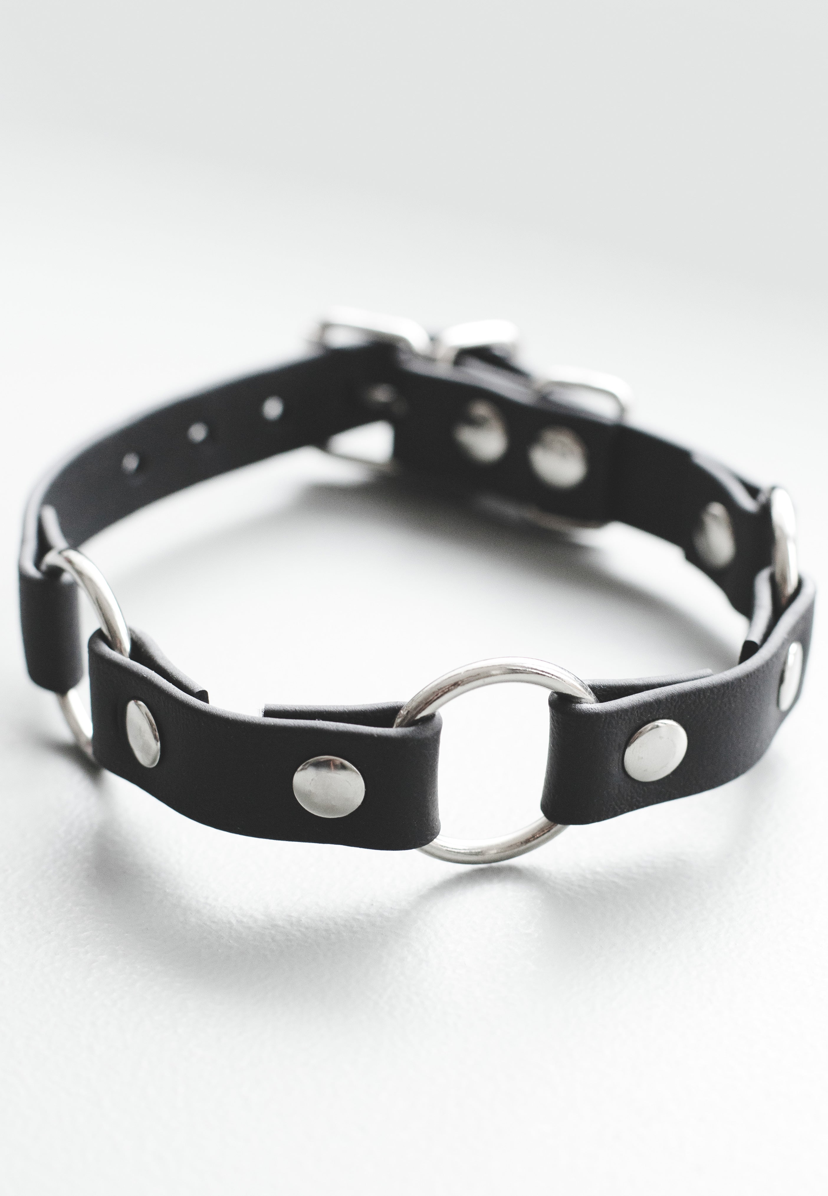 Easure Triple O Ring Black - Choker