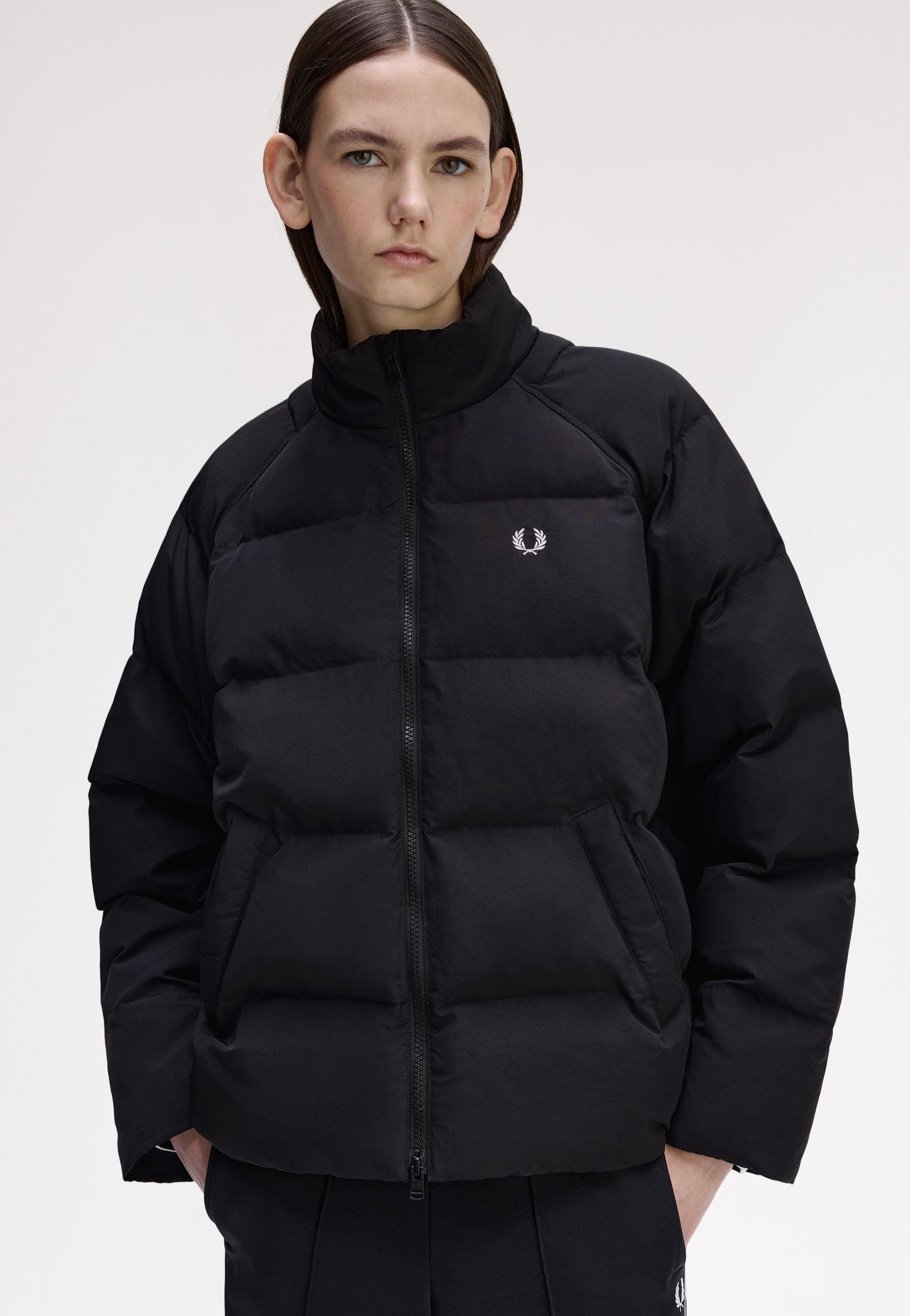 Fred Perry Raglan Sleeve Padded Black - Jacket | Impericon