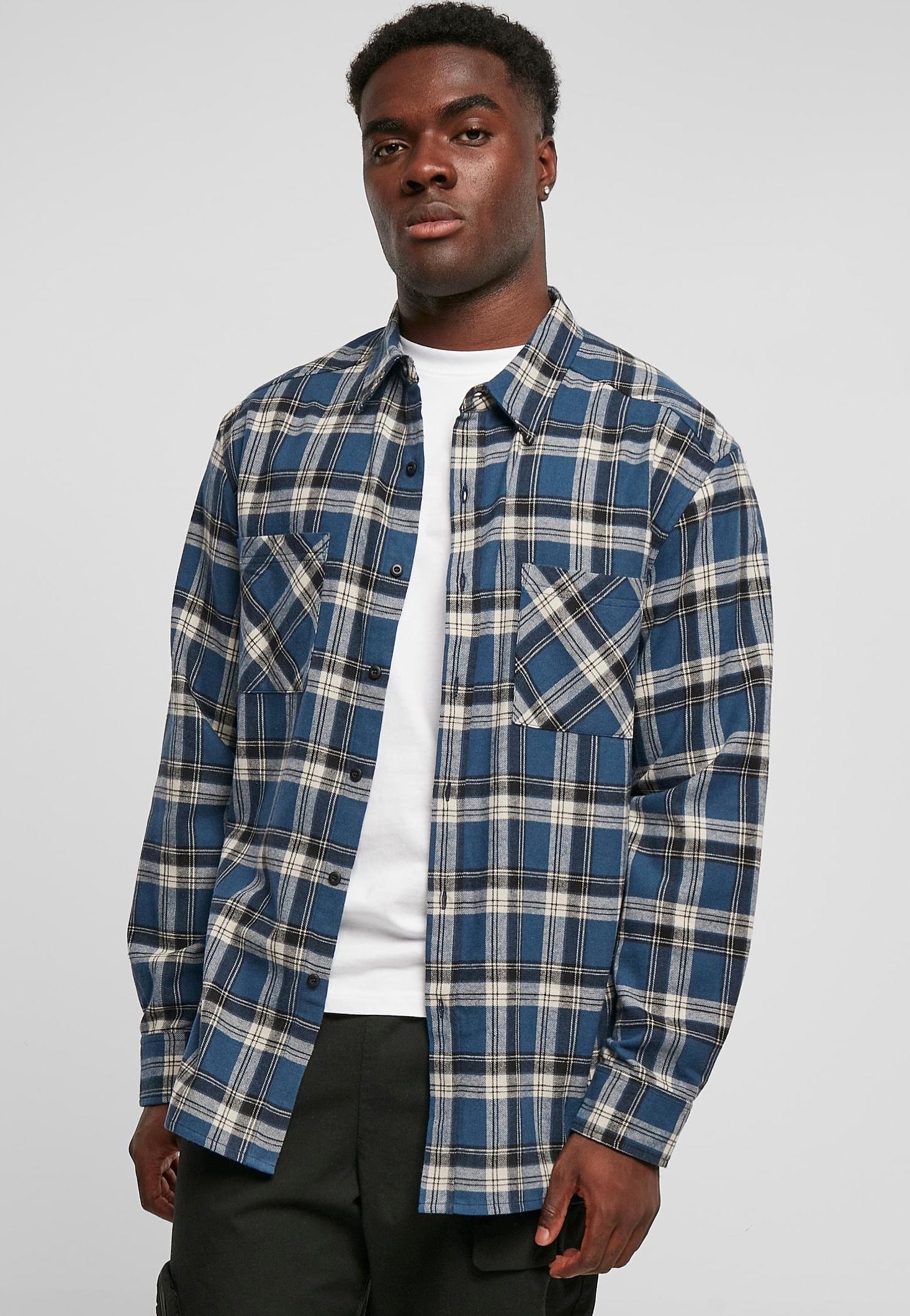 Urban Classics Camicia Uomo In Flanella A Quadri – Maniche Lunghe, Due Tasche Sul Petto, Colletto Classico E Polsini Con Bottone - 5
