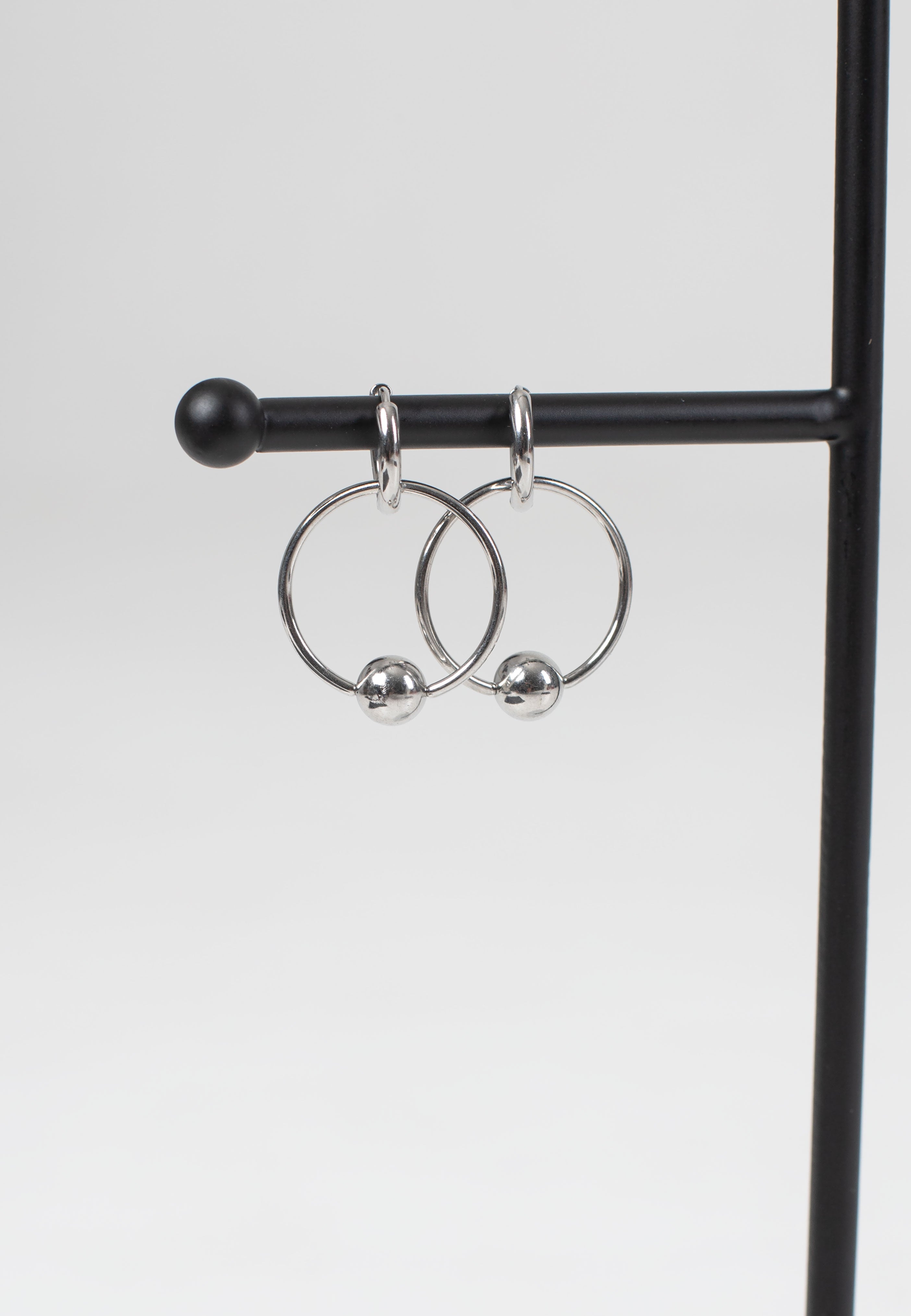 Wildcat Little Bar Hoops - Creolen Huggies 8mm Edelstahl