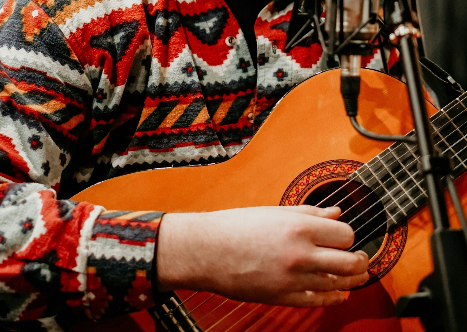 Acoustic Guitar Photo