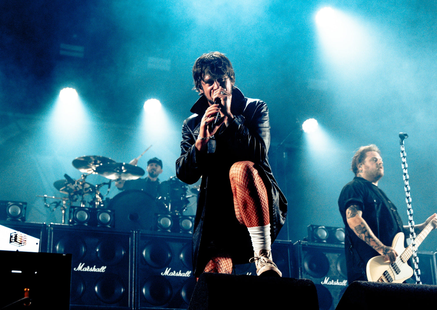 While She Sleeps Live Photo