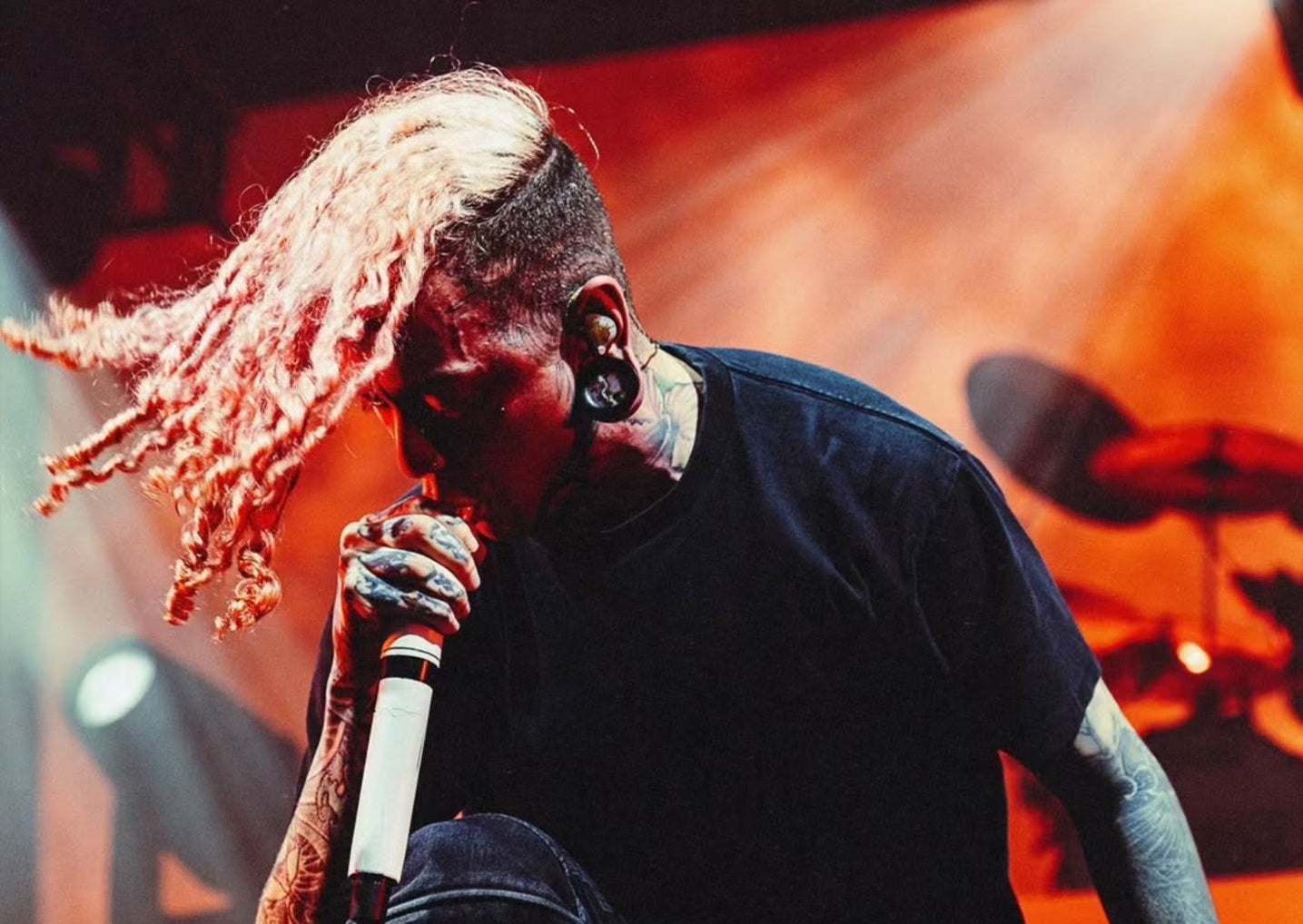 Lorna Shore Live Photo