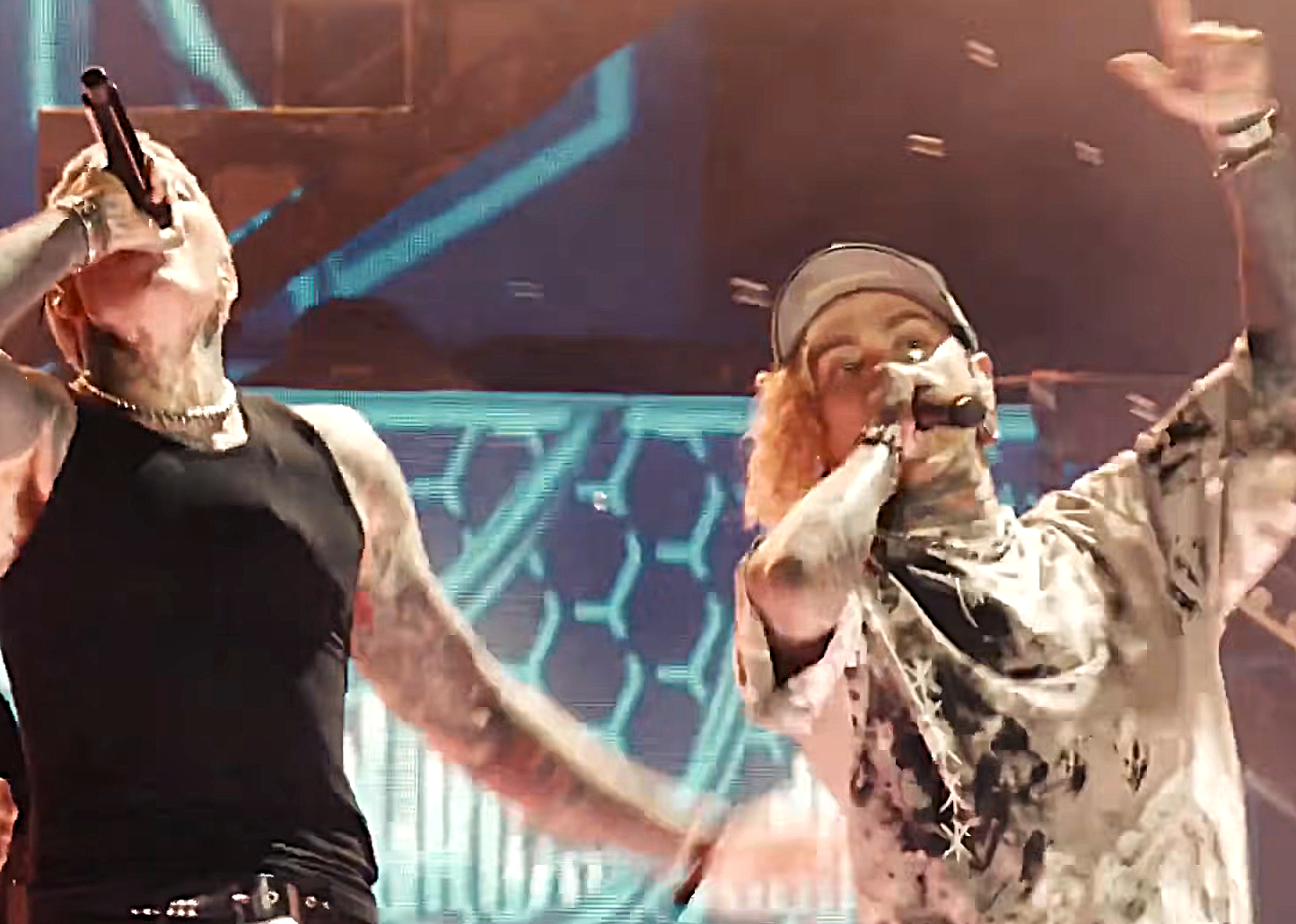 Oli Sykes and Will Ramos Live