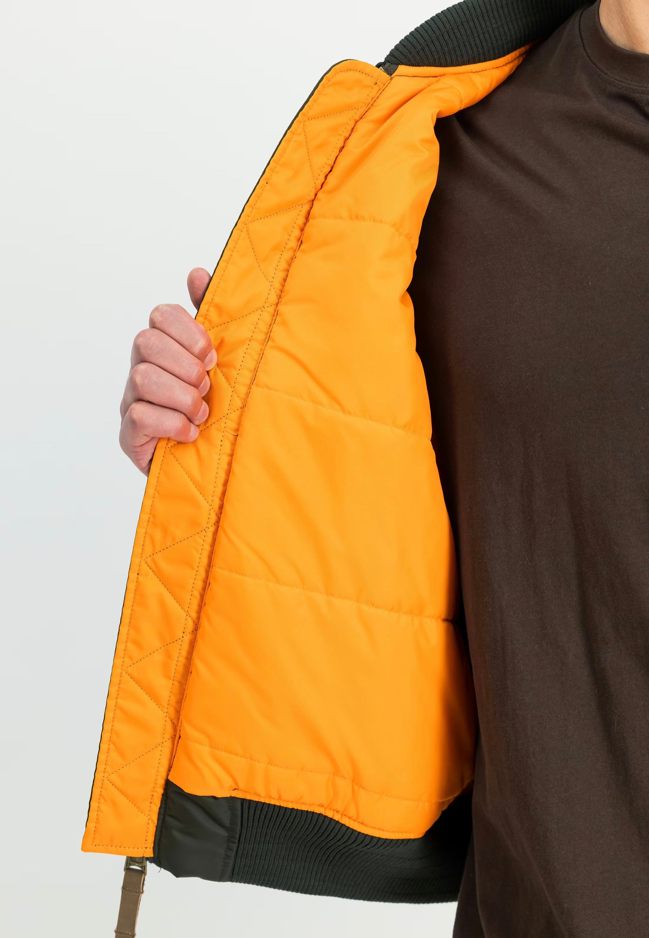 Alpha Industries - MA-1 VF Vintage Fit 59 Black Olive - Jacket | Men-Image