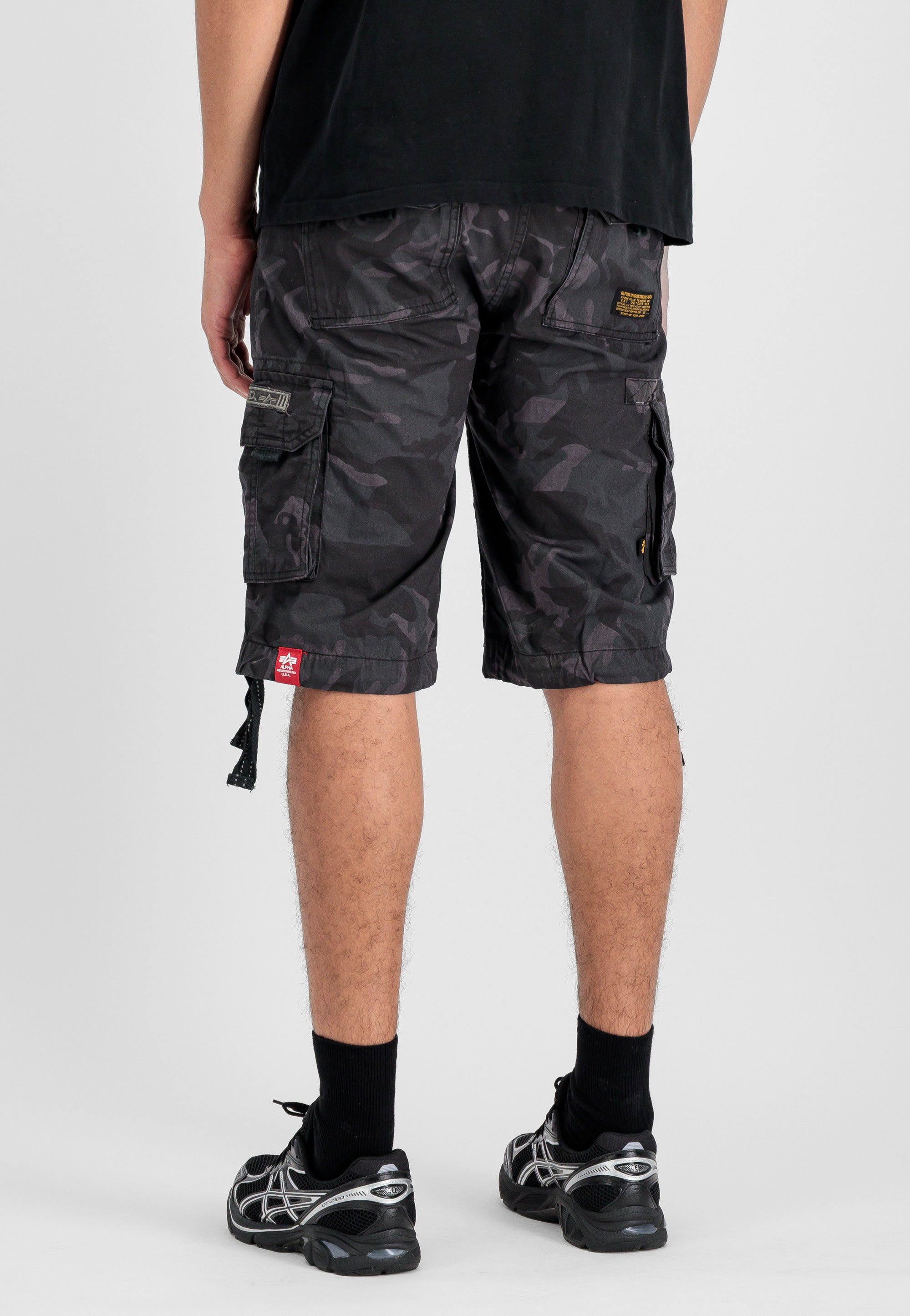 Alpha Industries Jet Short Black Camo - Shorts | Impericon