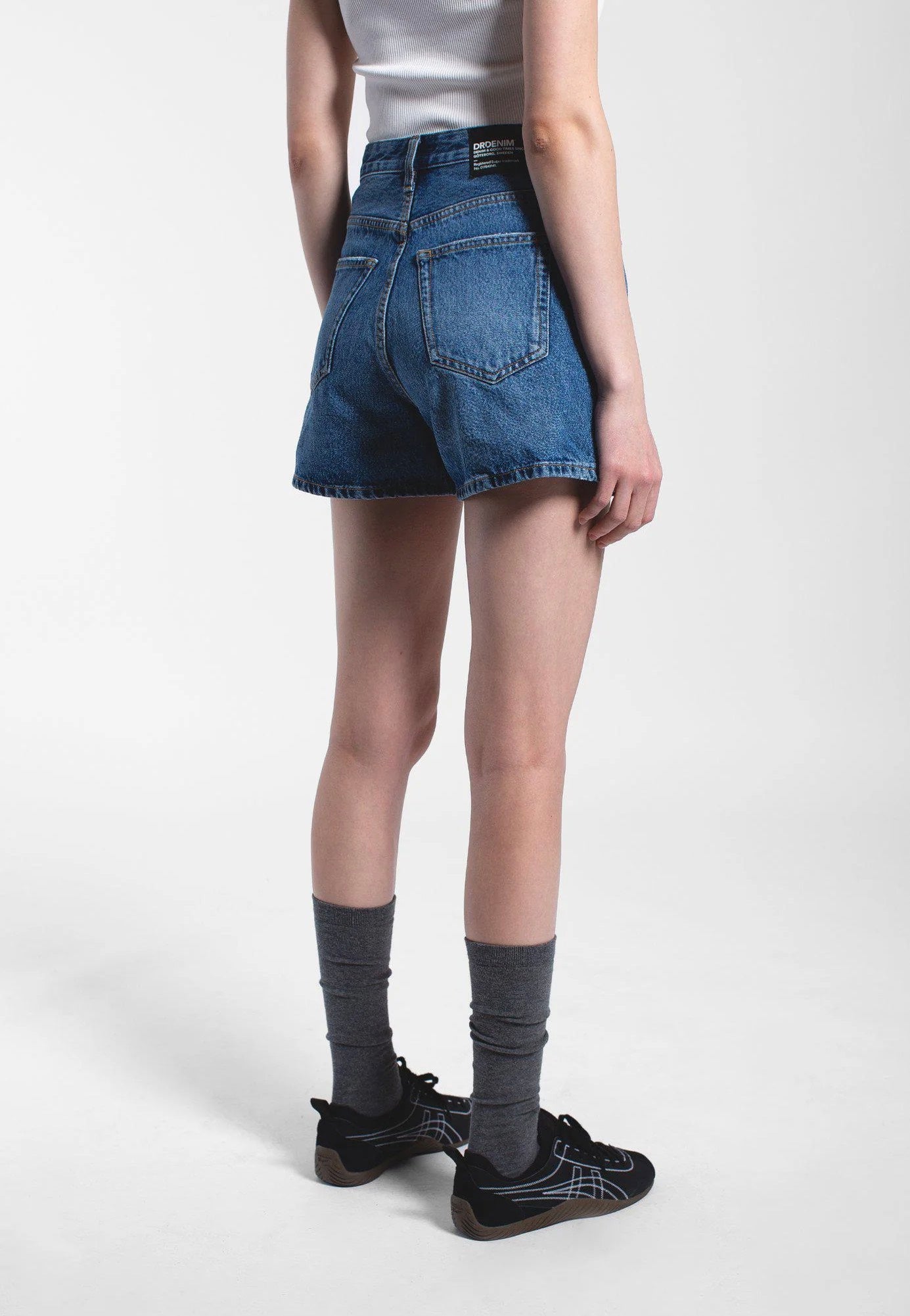 Dr. Denim - Nora Stream Mid Used - Shorts | Women-Image