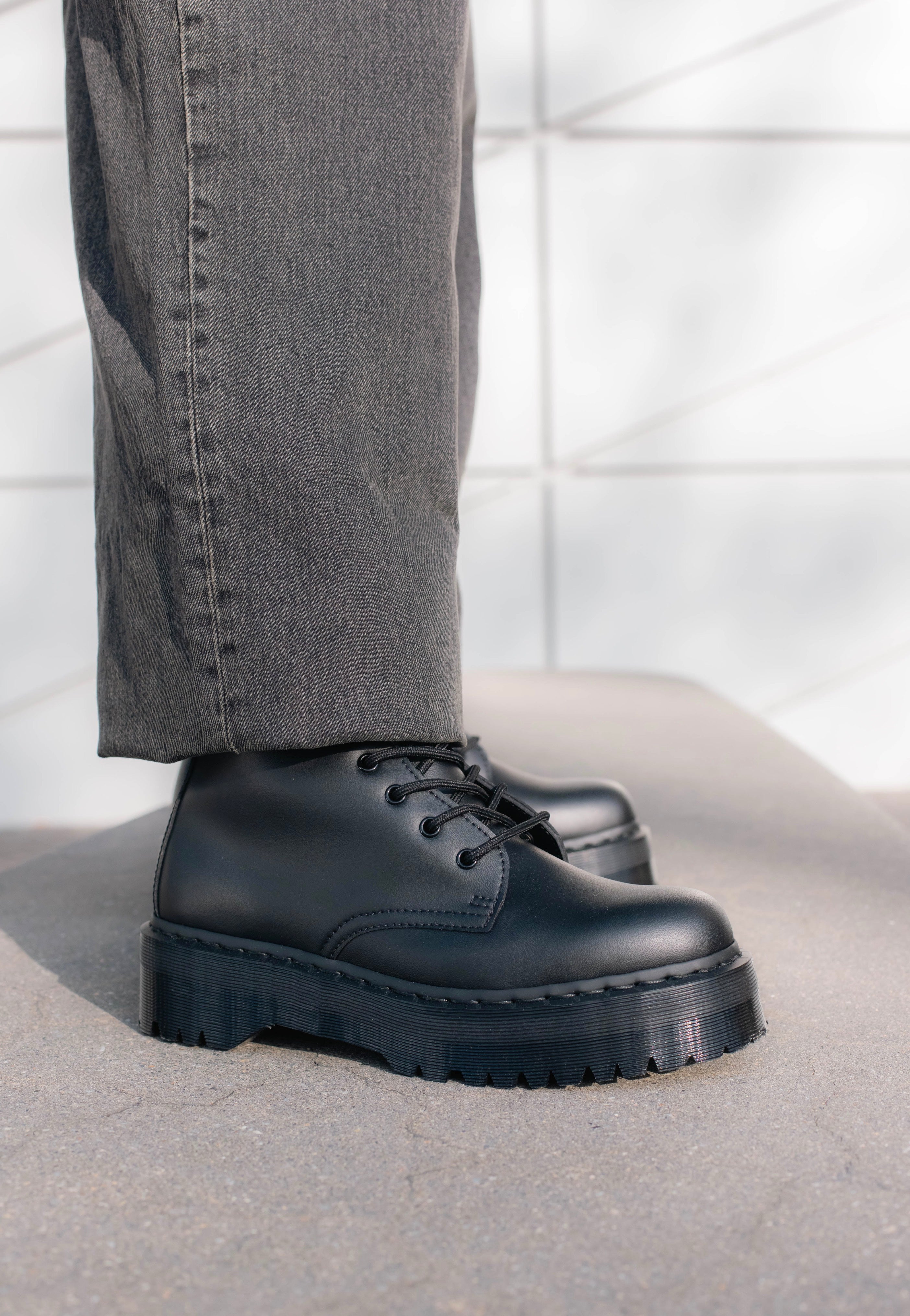 Dr. Martens - Vegan Jadon II Mono Black Felix Rub Off Black