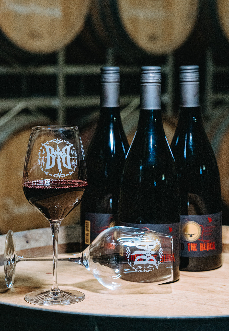 Beyond The Black - Dancing In The Dark - Wine | Neutral-Image