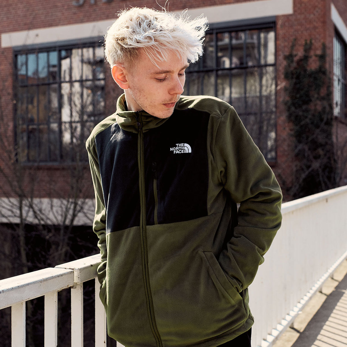 Hoodies & Zippers