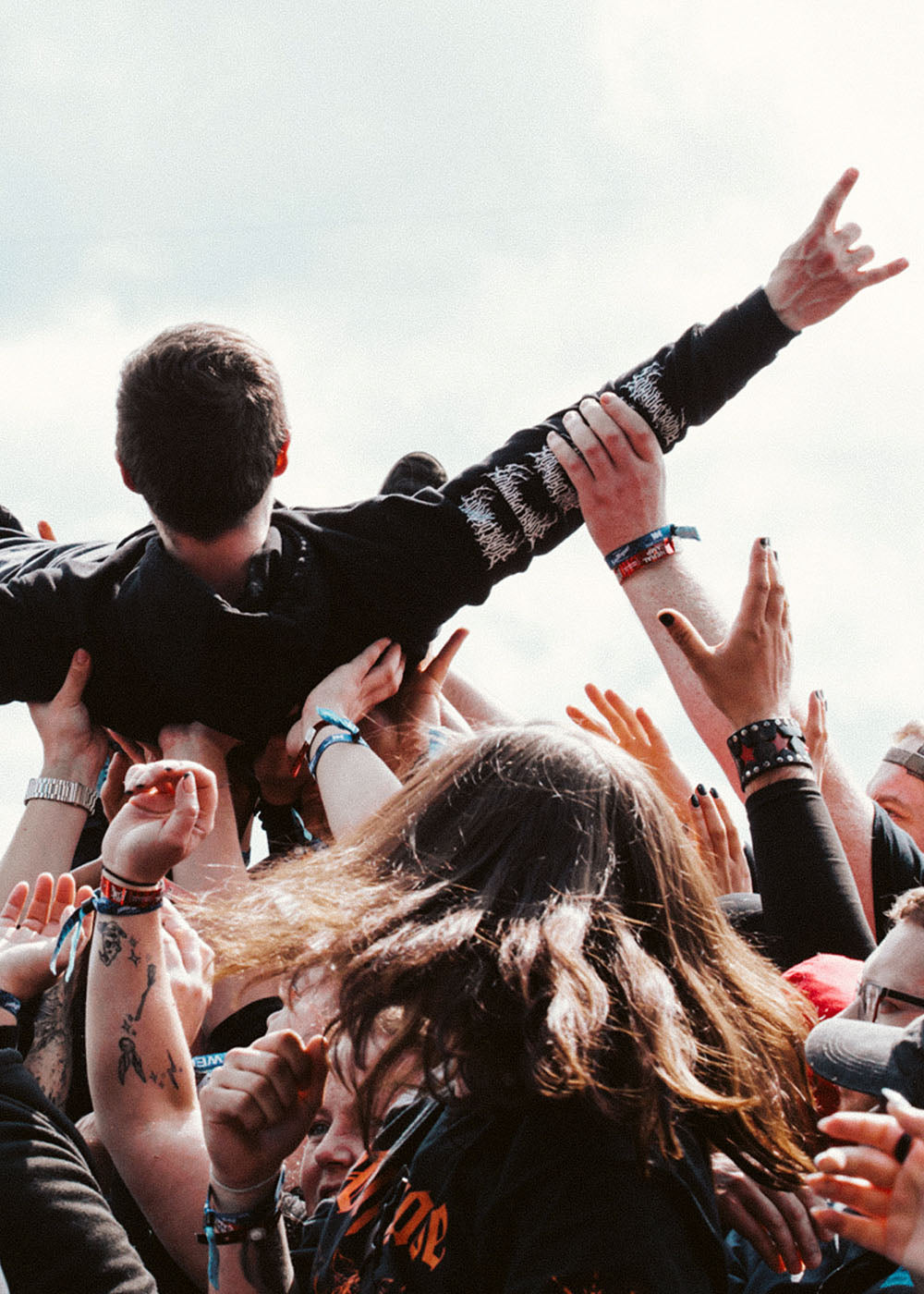 15% OFF BAND MERCH
