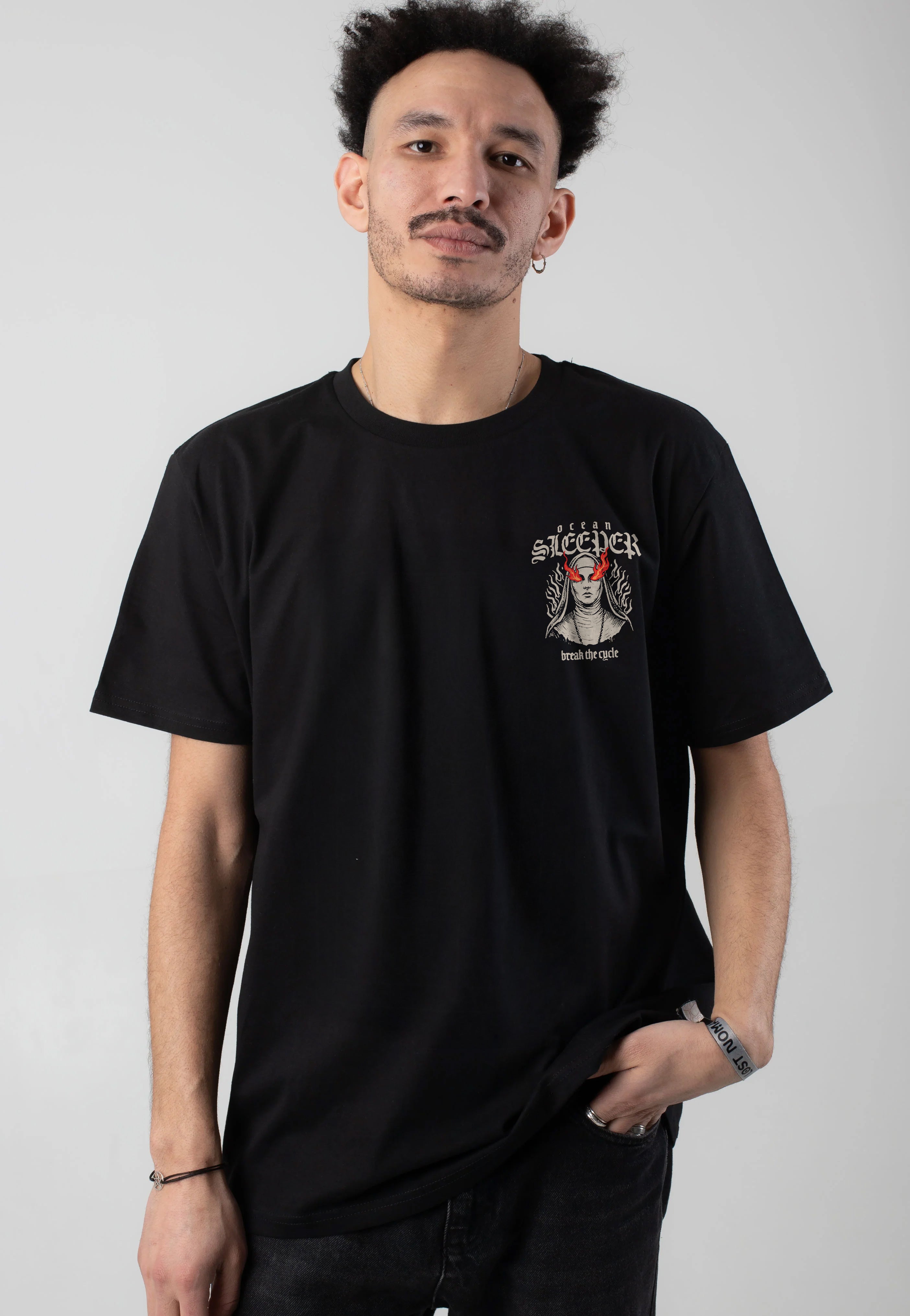 Ocean Sleeper - Nun - T-Shirt | Men-Image