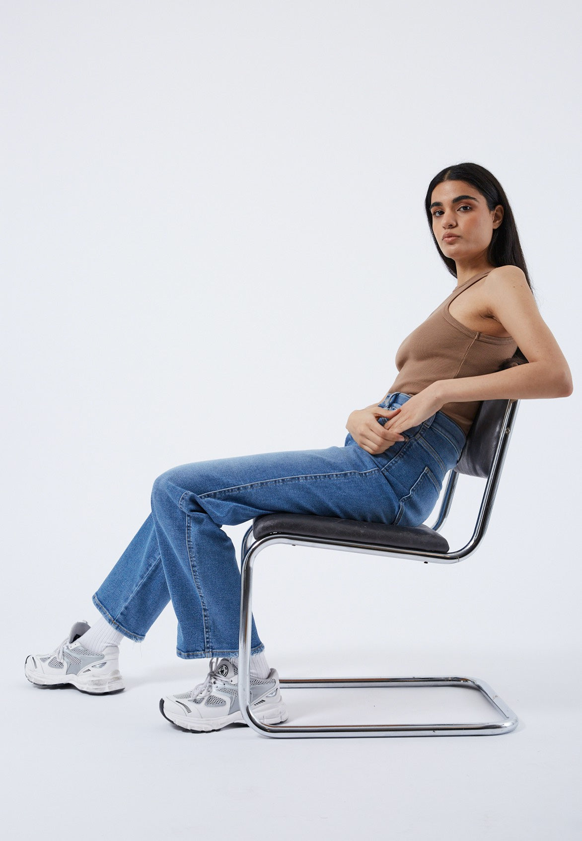 Dr. Denim - Moxy Straight Cape Sky Worn Hem - Jeans | Women-Image