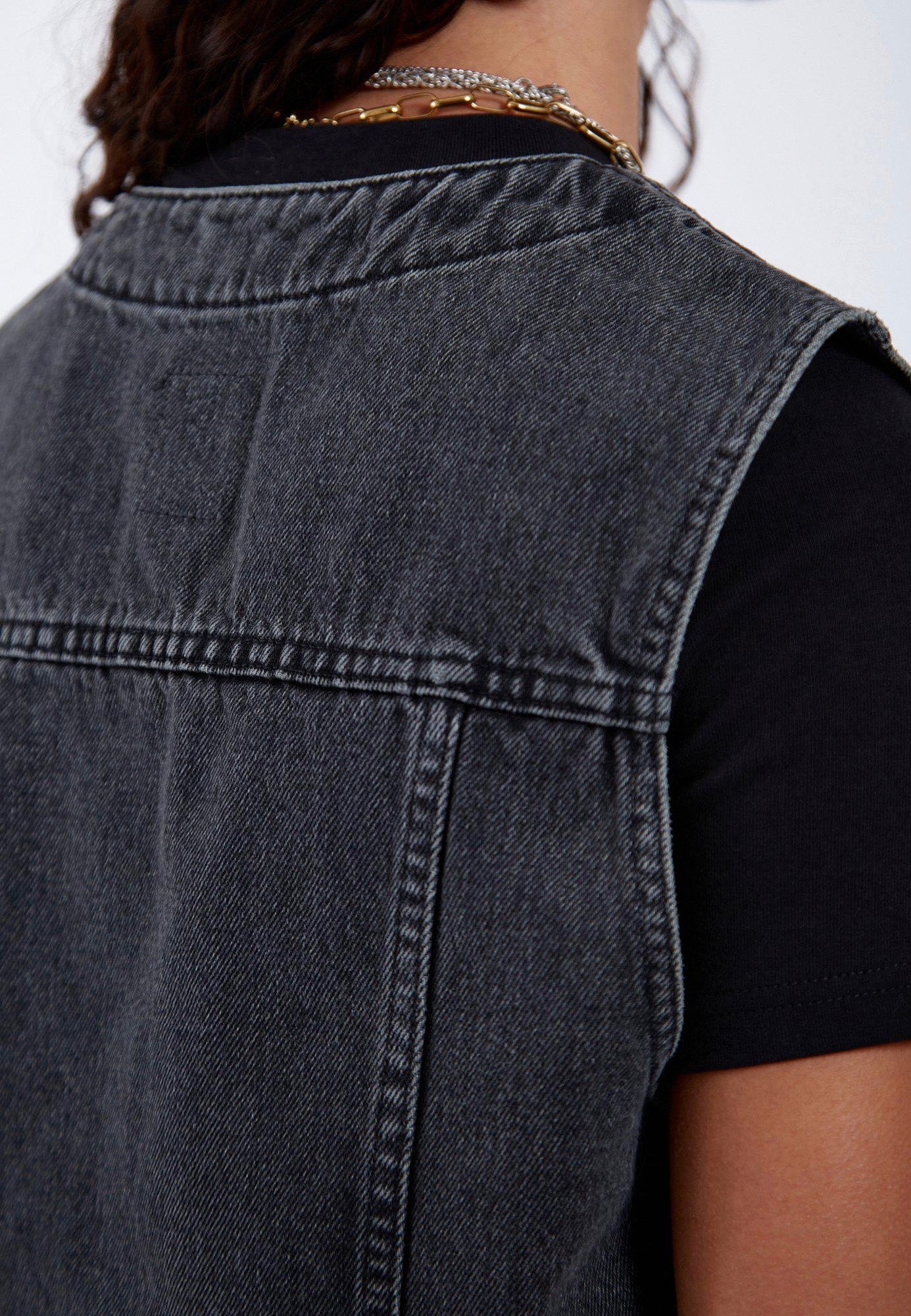 Dr. Denim - Tina Aged Black - Vest | Women-Image
