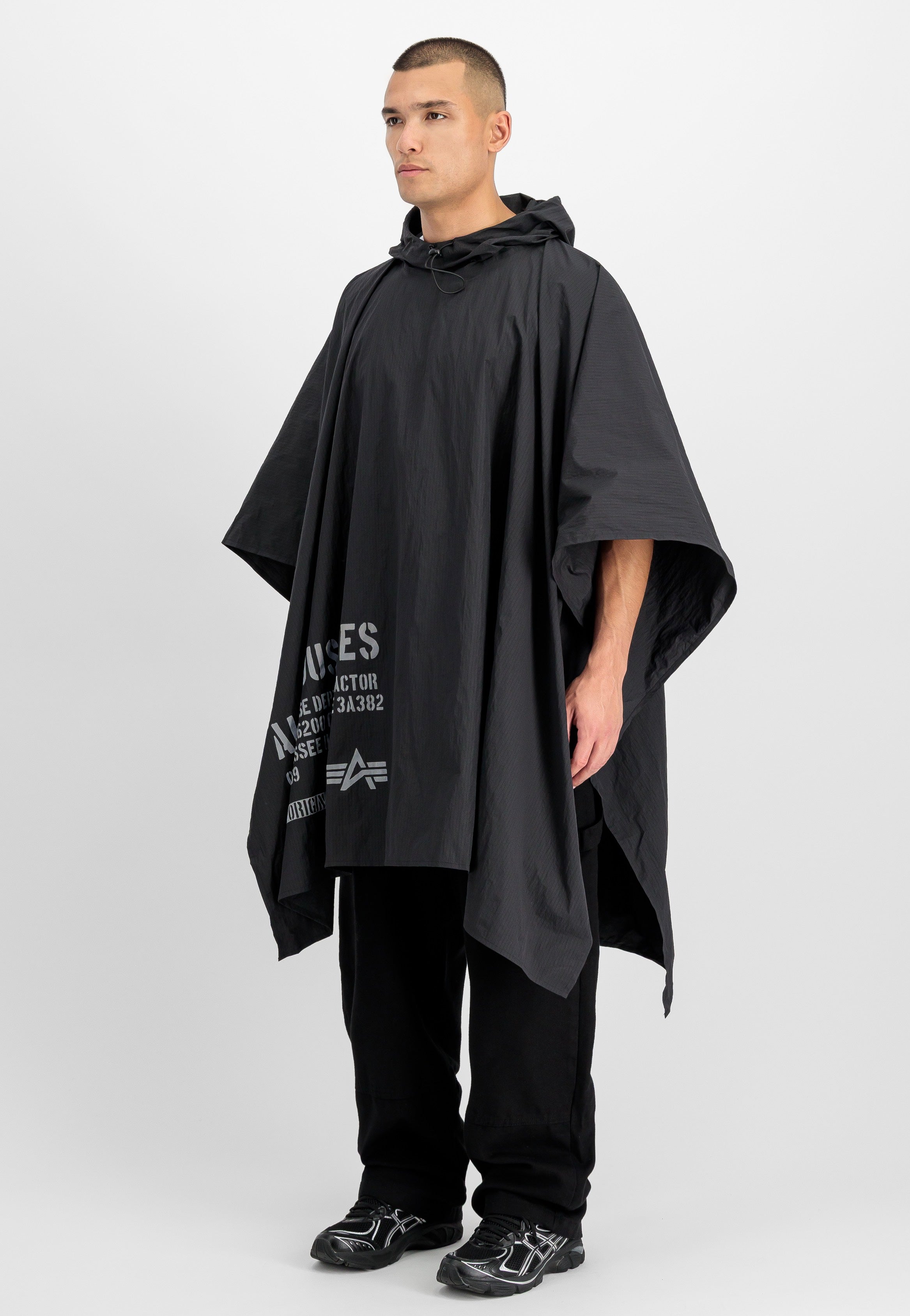 Alpha Industries - Packable Black - Poncho | Men-Image