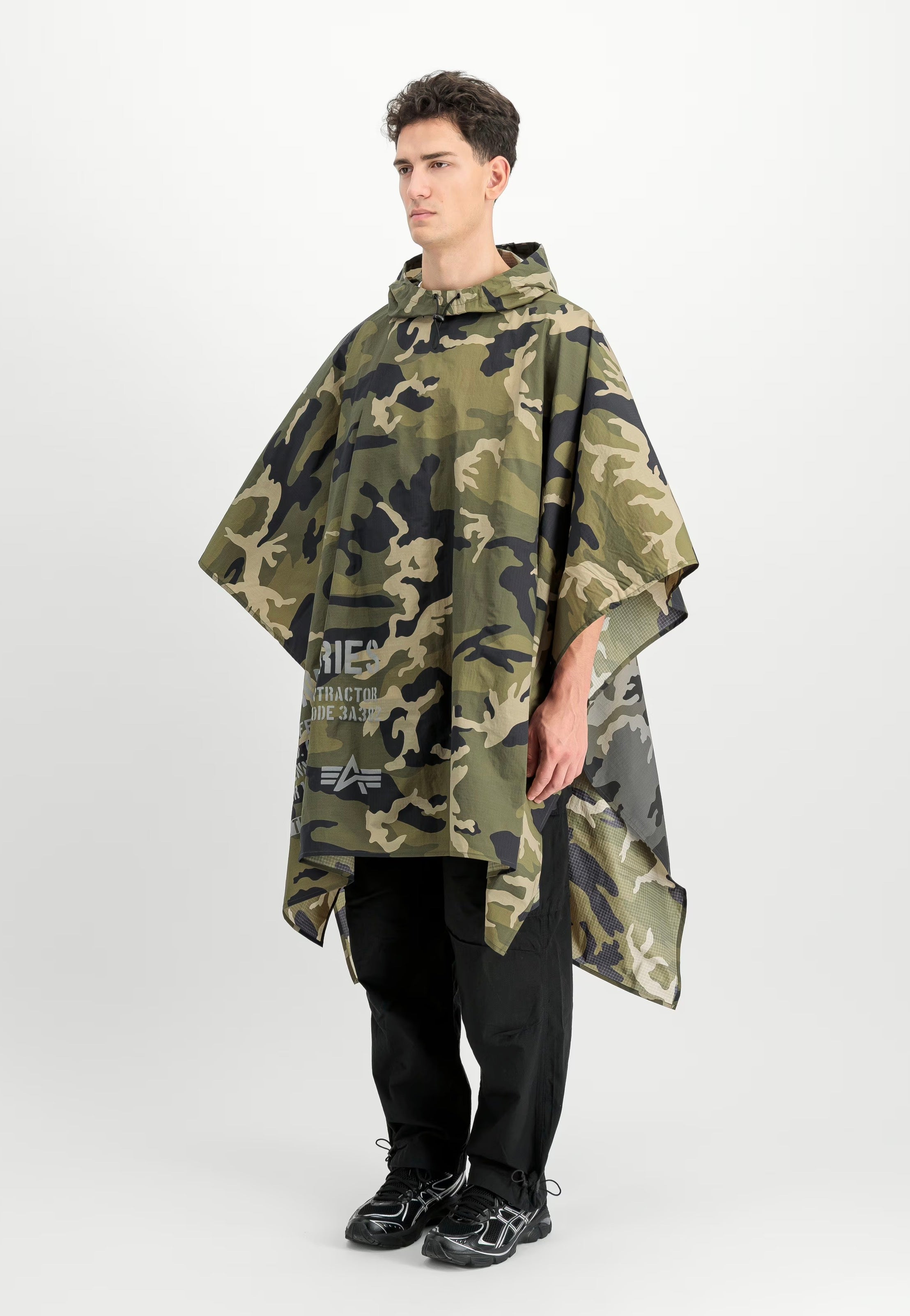 Alpha Industries - Packable Woodland Camo 65 - Poncho | Men-Image