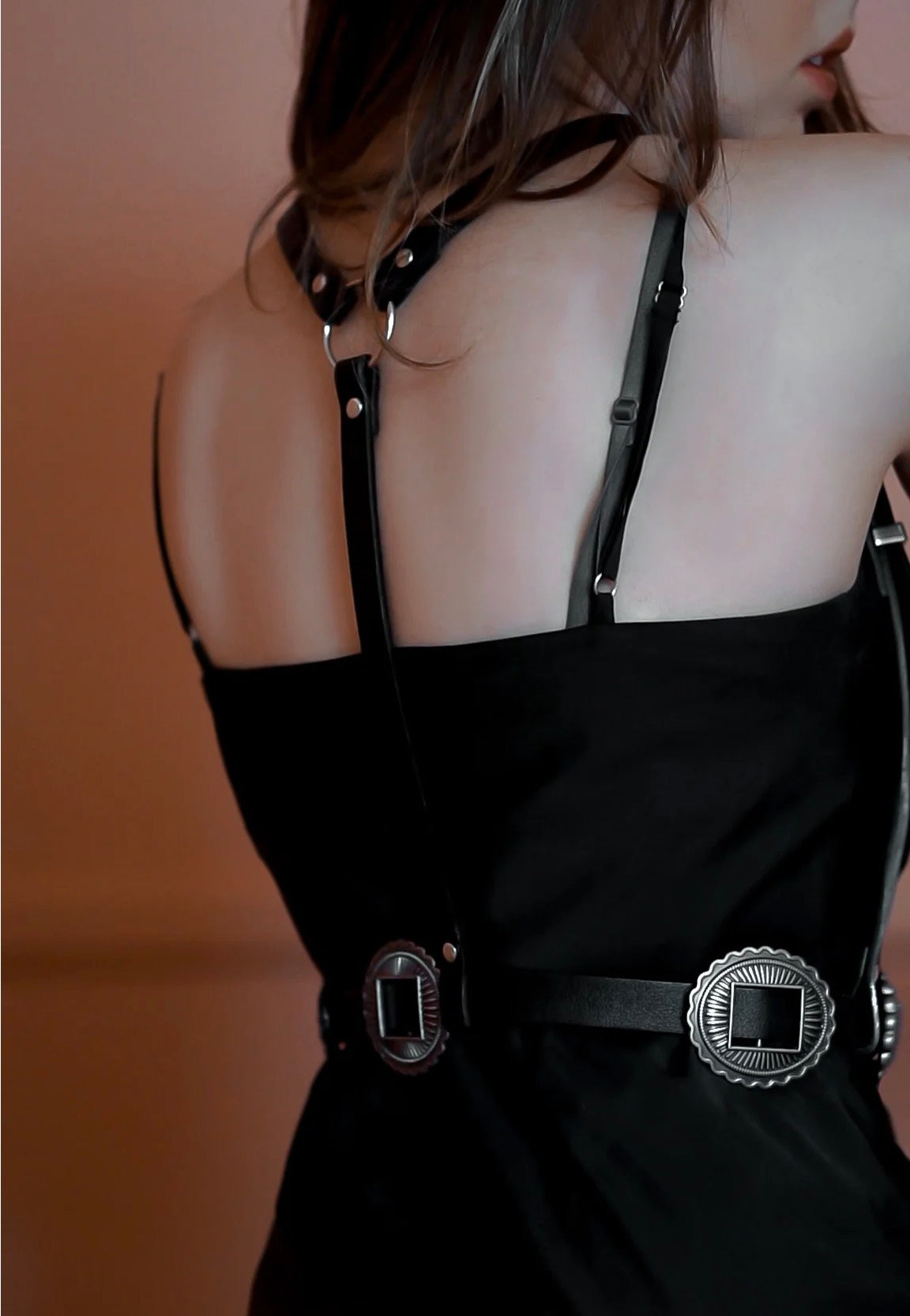 Lively Ghosts The ‘Mojave Poison’ Western Goth Conch Black Harness | Neutral-Image