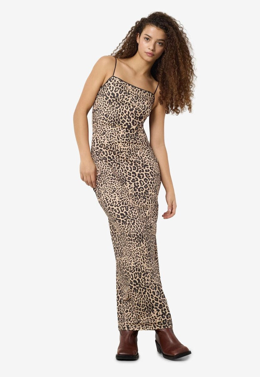 Noisy May - Avery Maxi Tube Silver Mink Leo - Dress | Women-Image