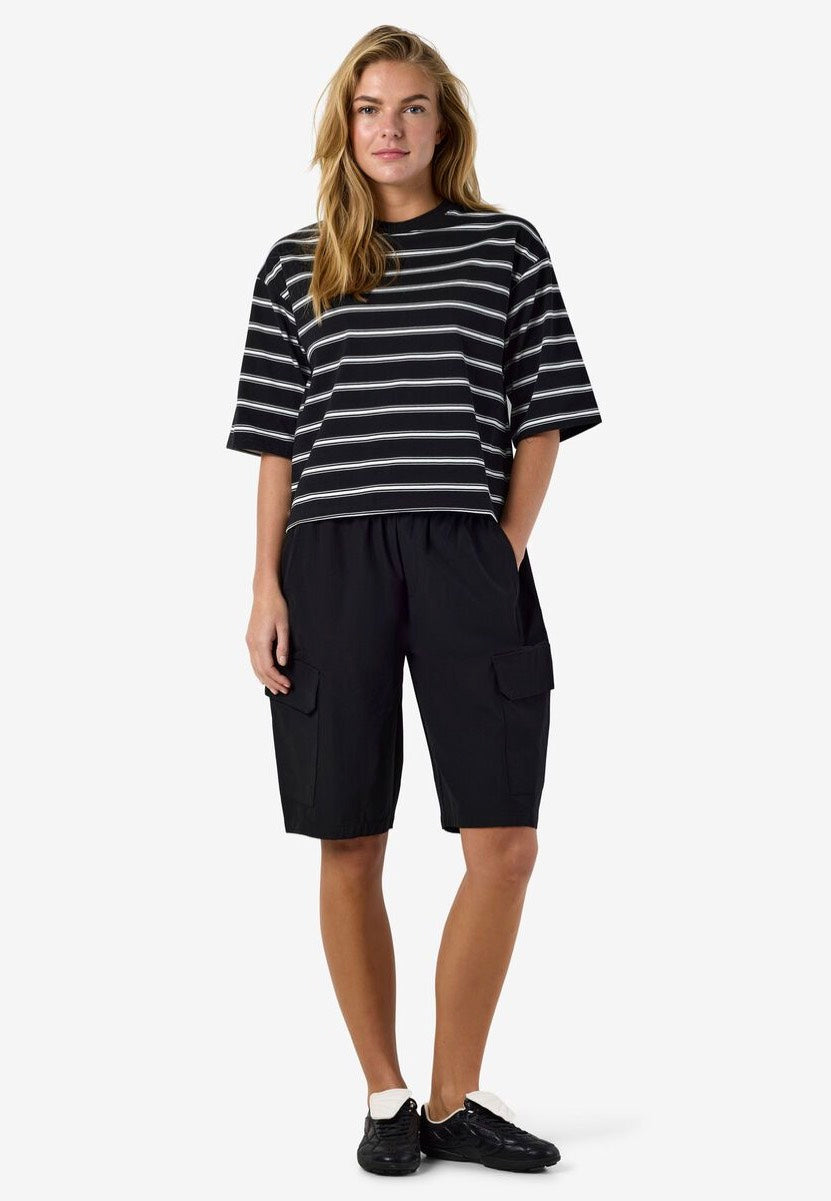 Noisy May - Ember  Stripe Black White - Top | Women-Image