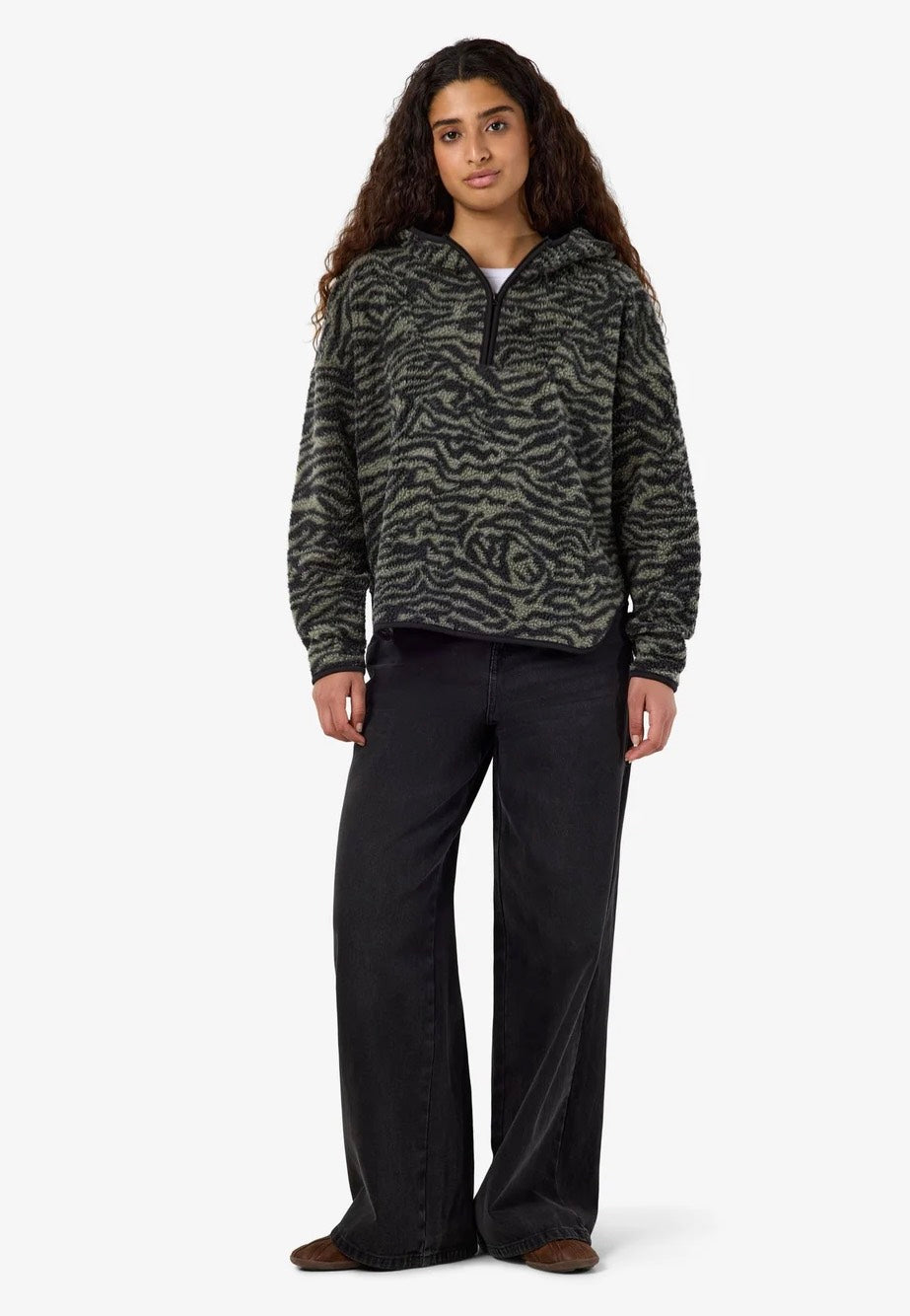 Noisy May Cozy Halfway AOP Zip Kalamata/Zebra Svetr | Women-Image