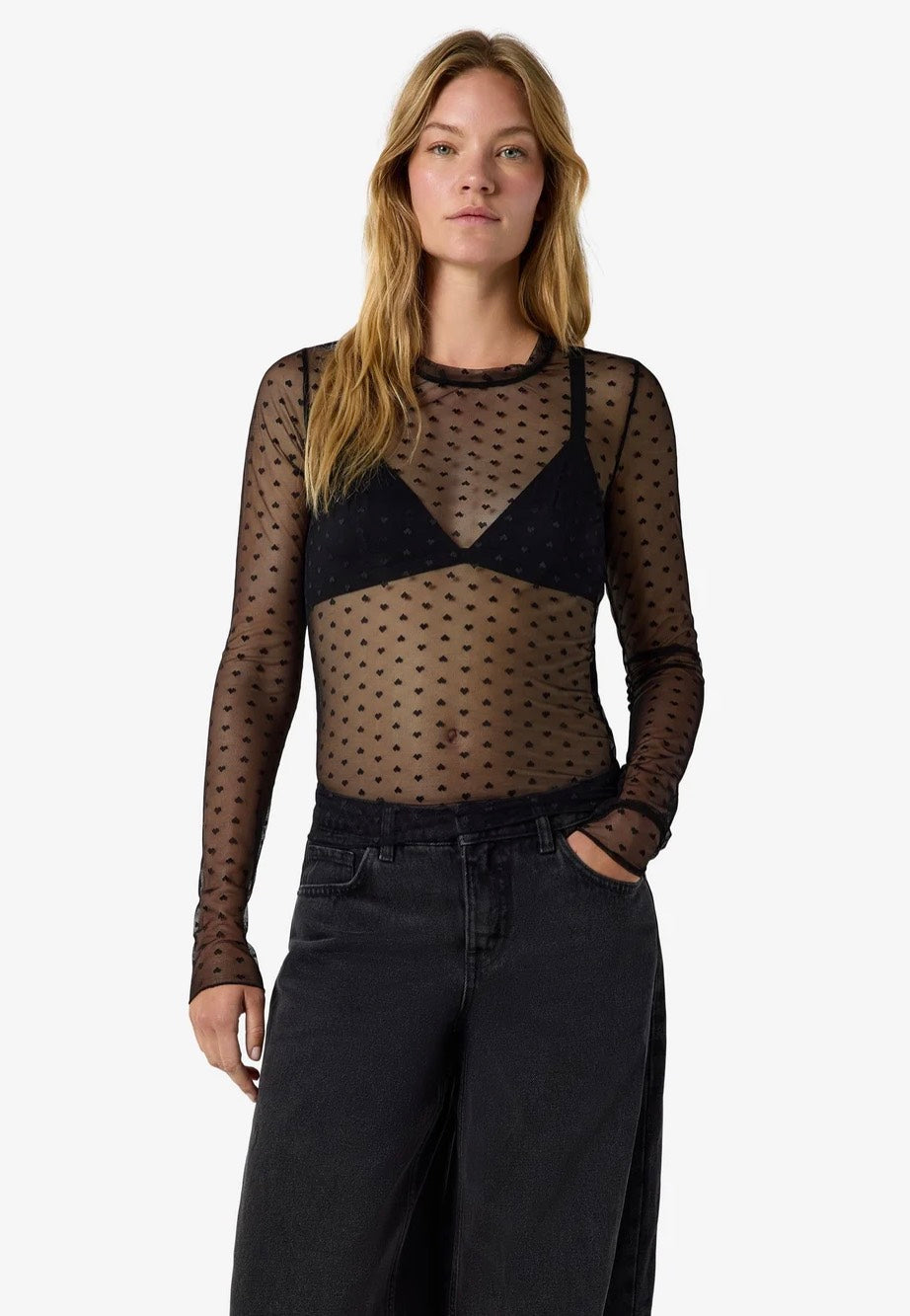 Noisy May Judith Fitted Mesh O Neck Black Hearts Top | Women-Image