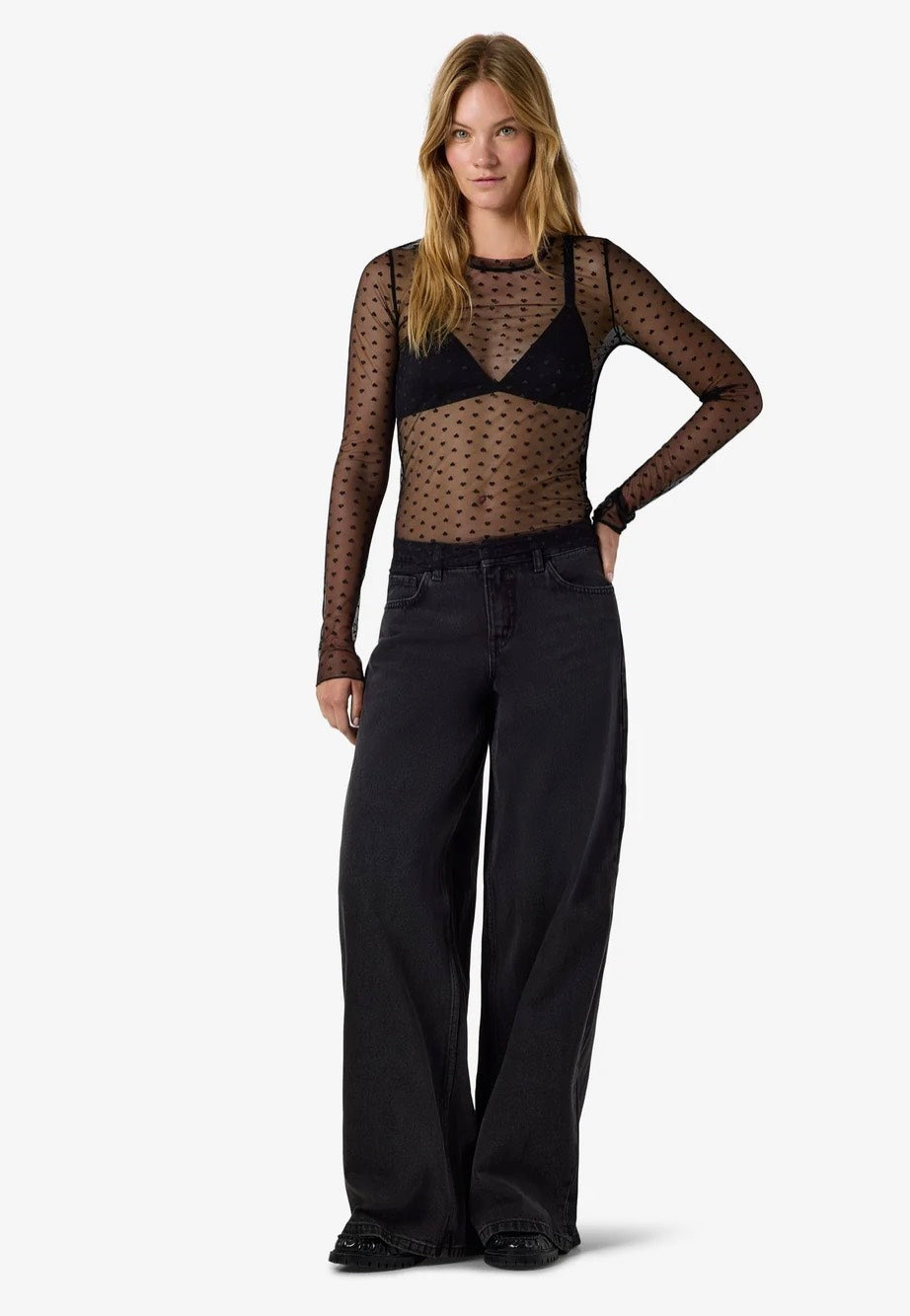 Noisy May Judith Fitted Mesh O Neck Black Hearts Top | Women-Image