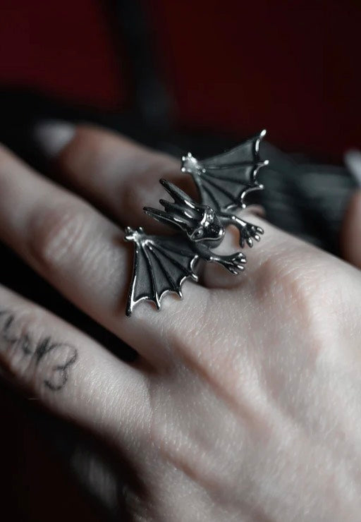 Lively Ghosts - Gothic Guardian Silver - Ring | Neutral-Image