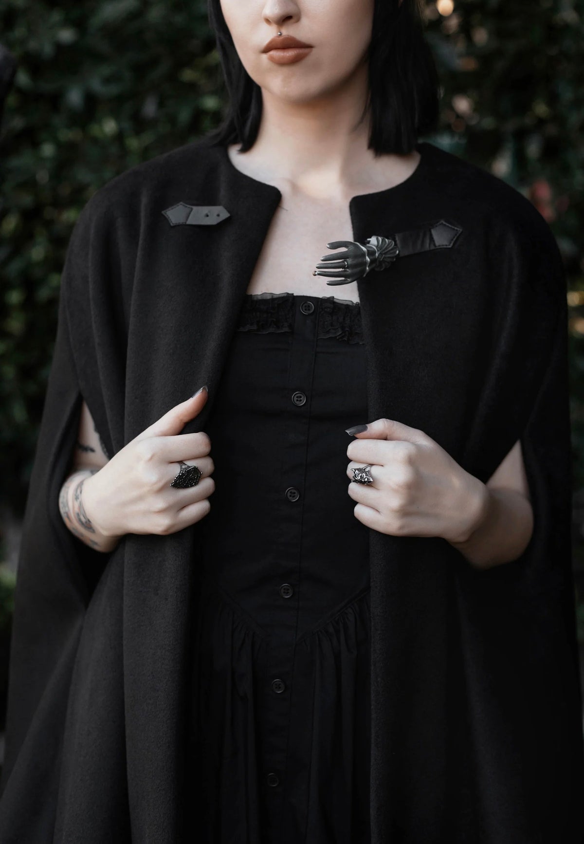 Lively Ghosts Seance Cape Black Jacket | Women-Image
