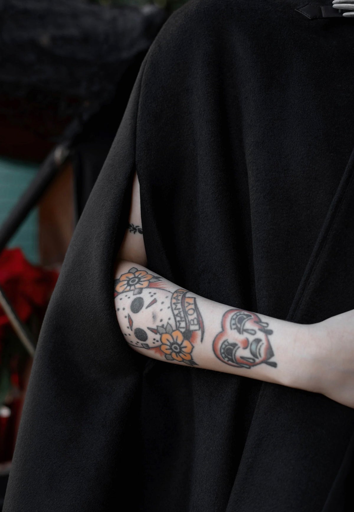 Lively Ghosts Seance Cape Black Jacket | Women-Image