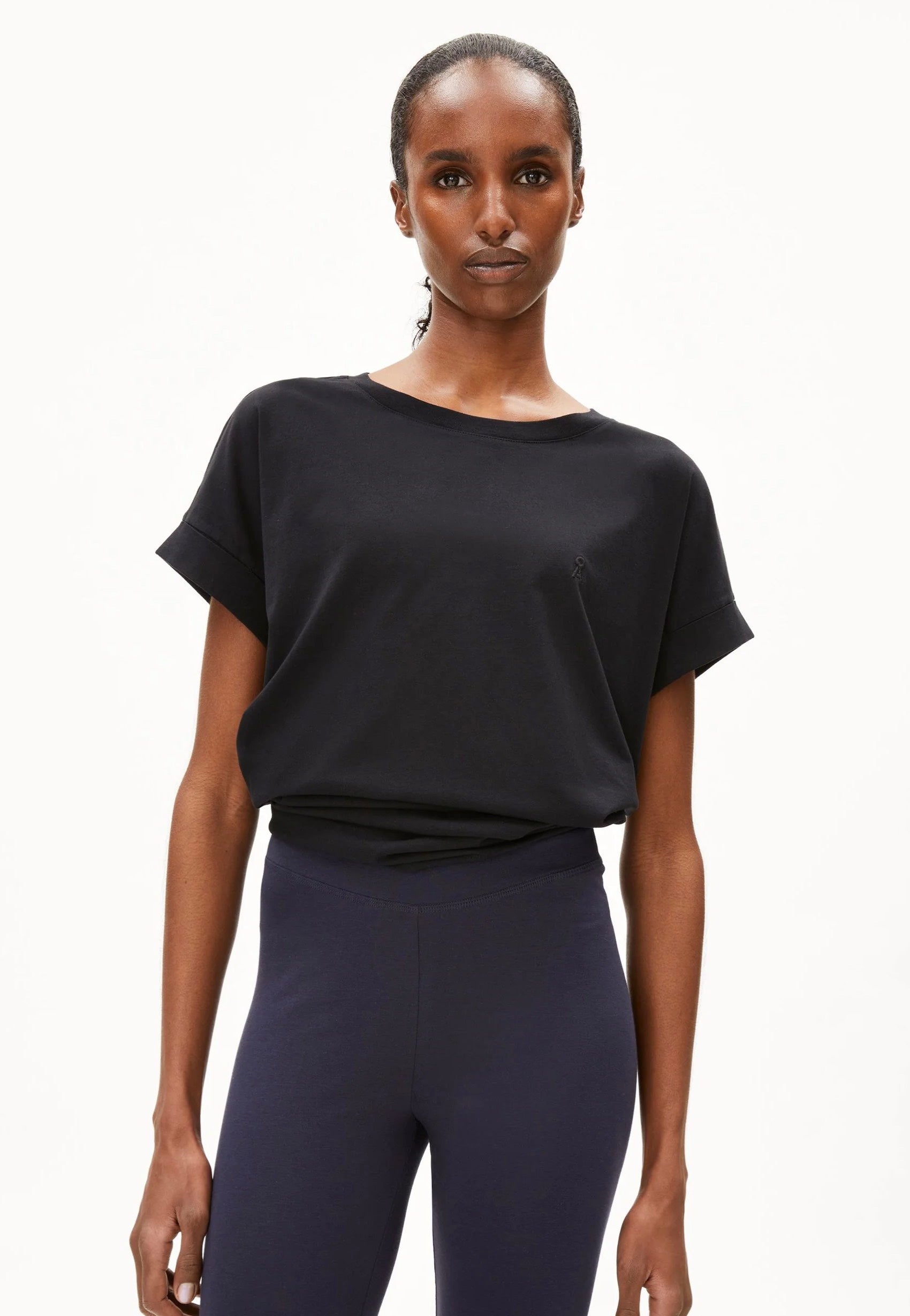 Armedangels - Idaara Logo Black - T-Shirt | Women-Image