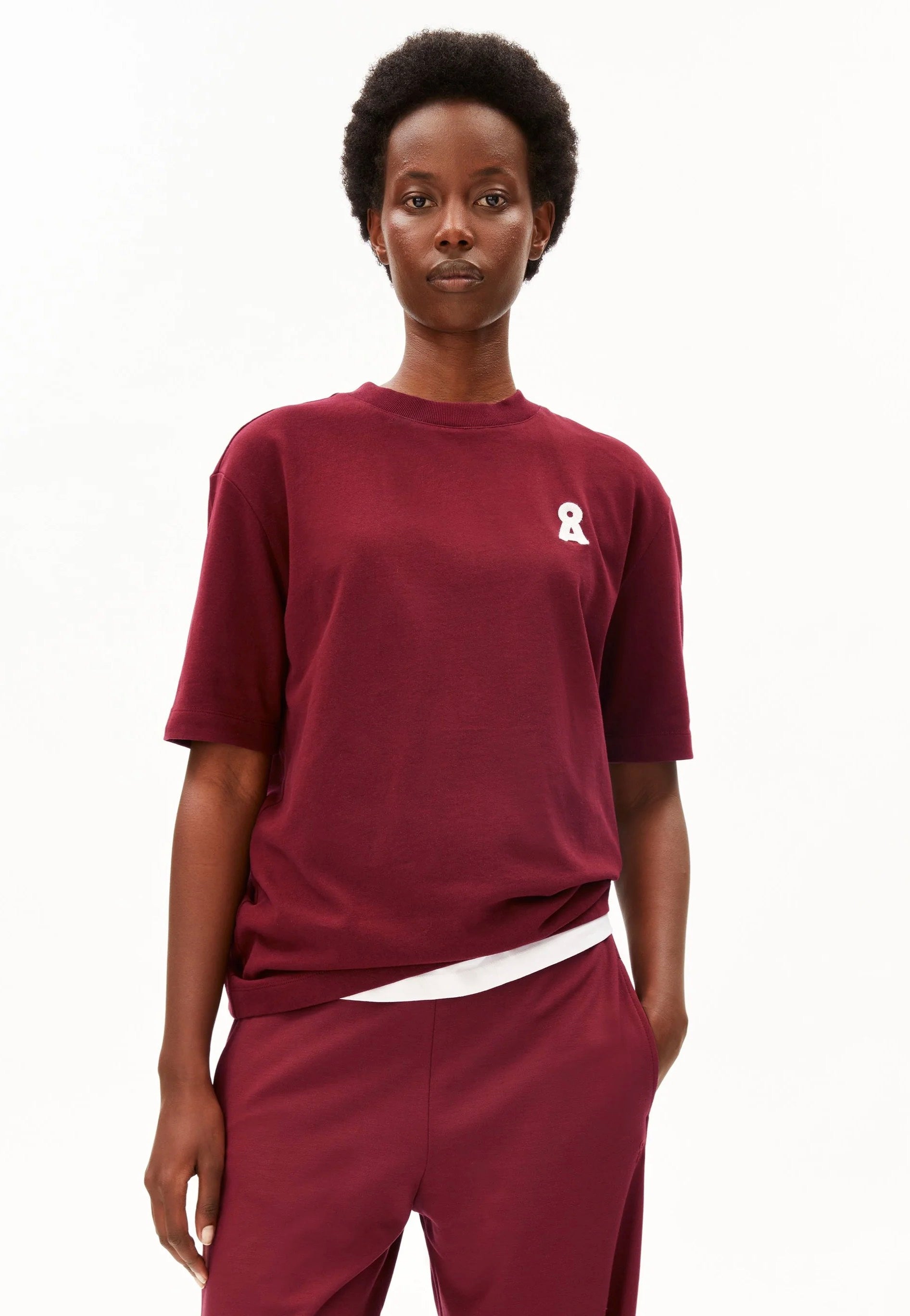 Armedangels - Iconic Å Tarjaa Velvet Red - T-Shirt | Women-Image