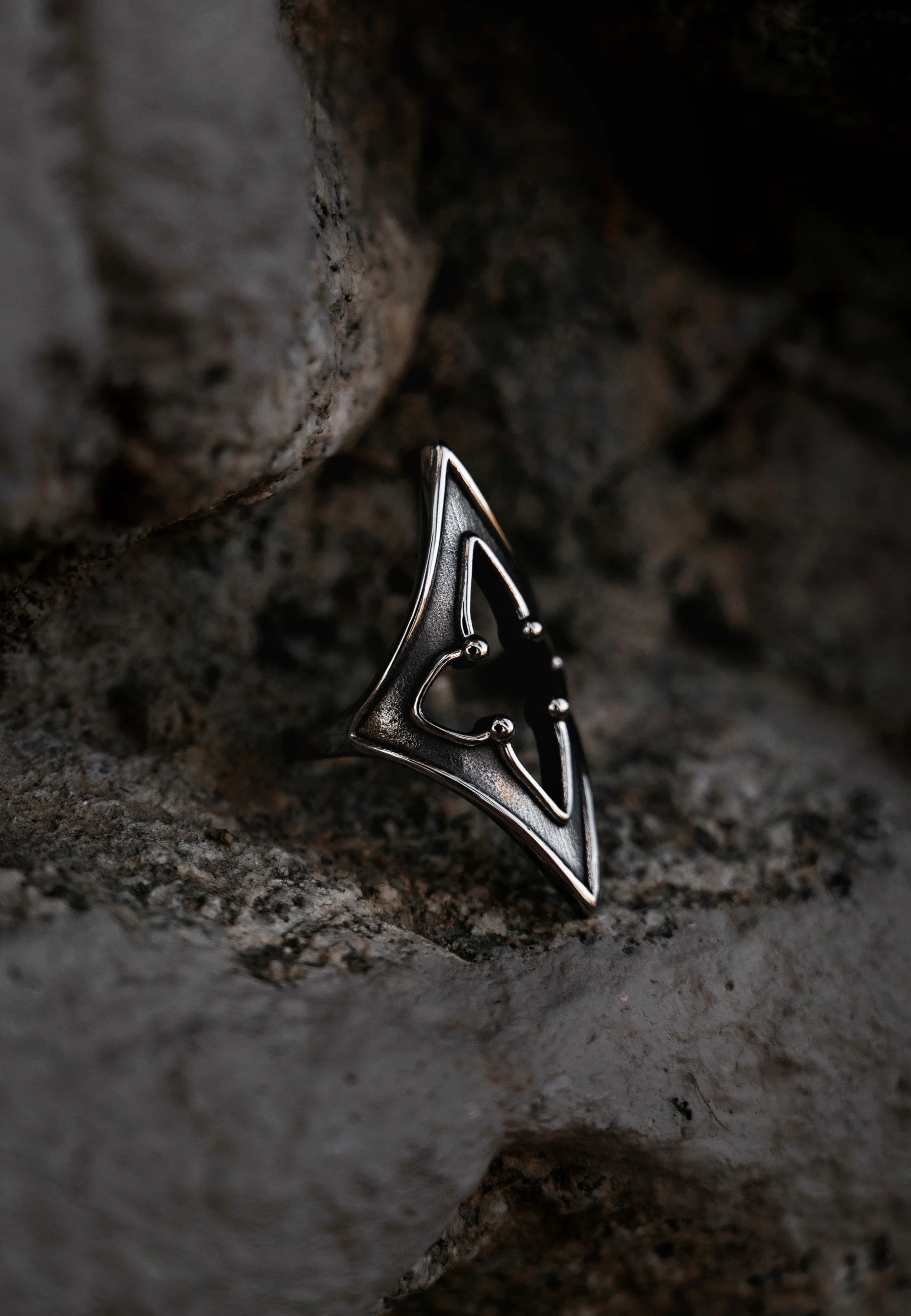 Lively Ghosts - Soulbound Silver - Ring | Neutral-Image