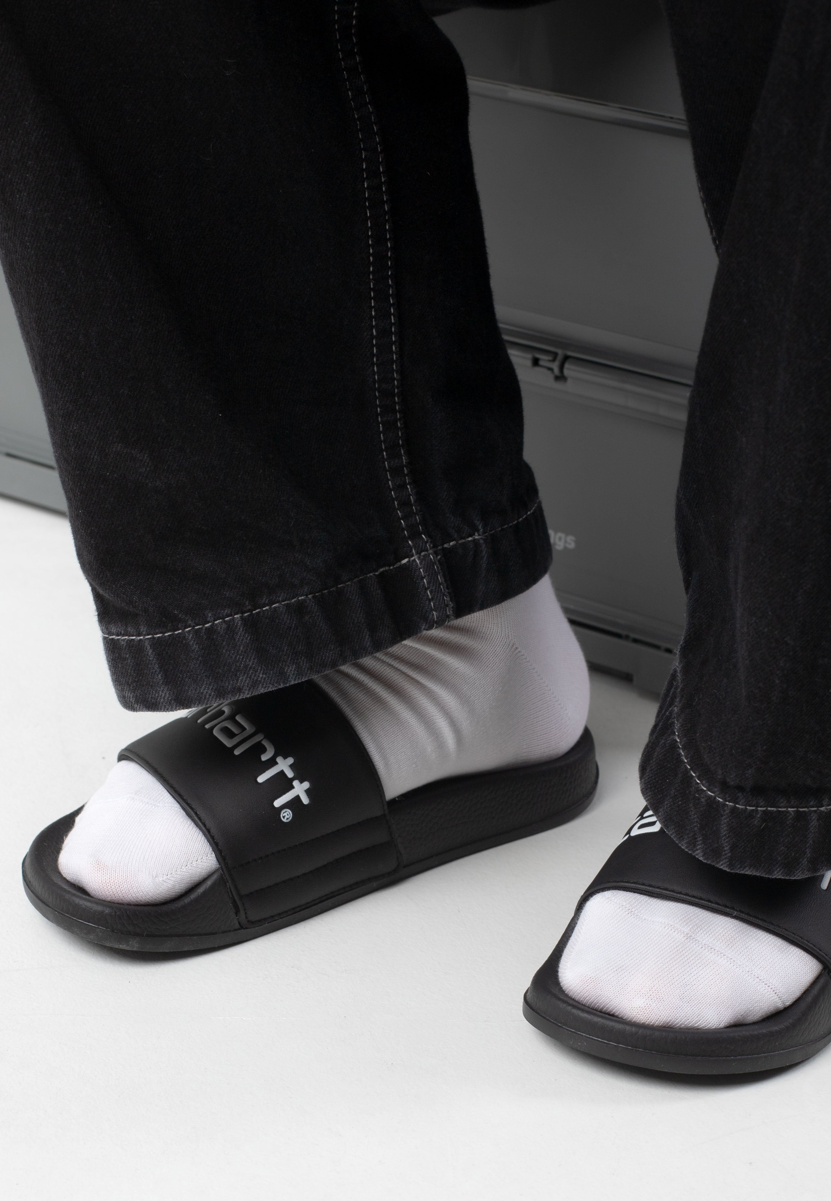 Carhartt WIP - WIP Black/White - Slides | Neutral-Image