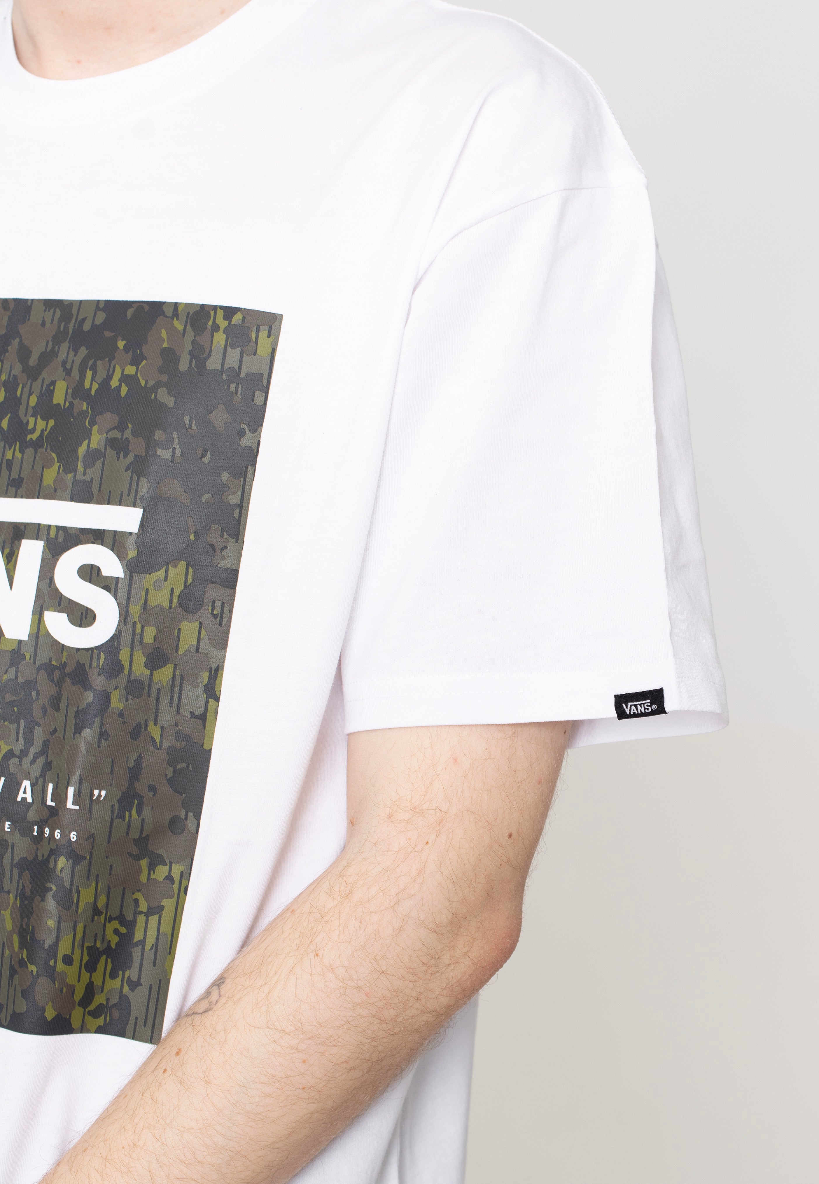 Vans - Classic Print Box White/Loden Green - T-Shirt | Men-Image