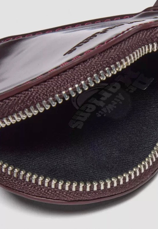 Dr. Martens - Heart Cherry Red Oxford Rub Off - Wallet | Neutral-Image