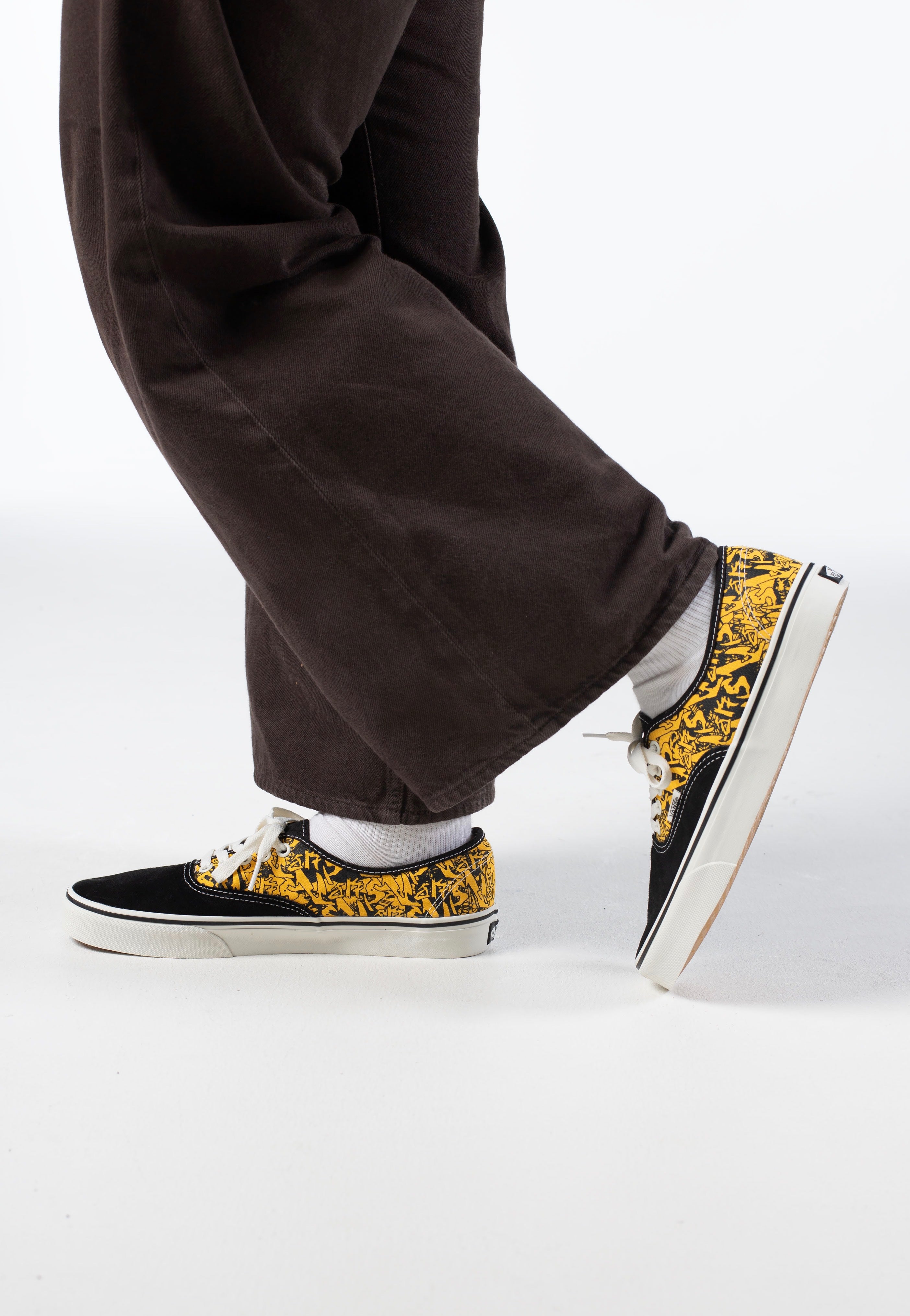 Vans - Authentic Black/Yellow - Shoes | Men-Image