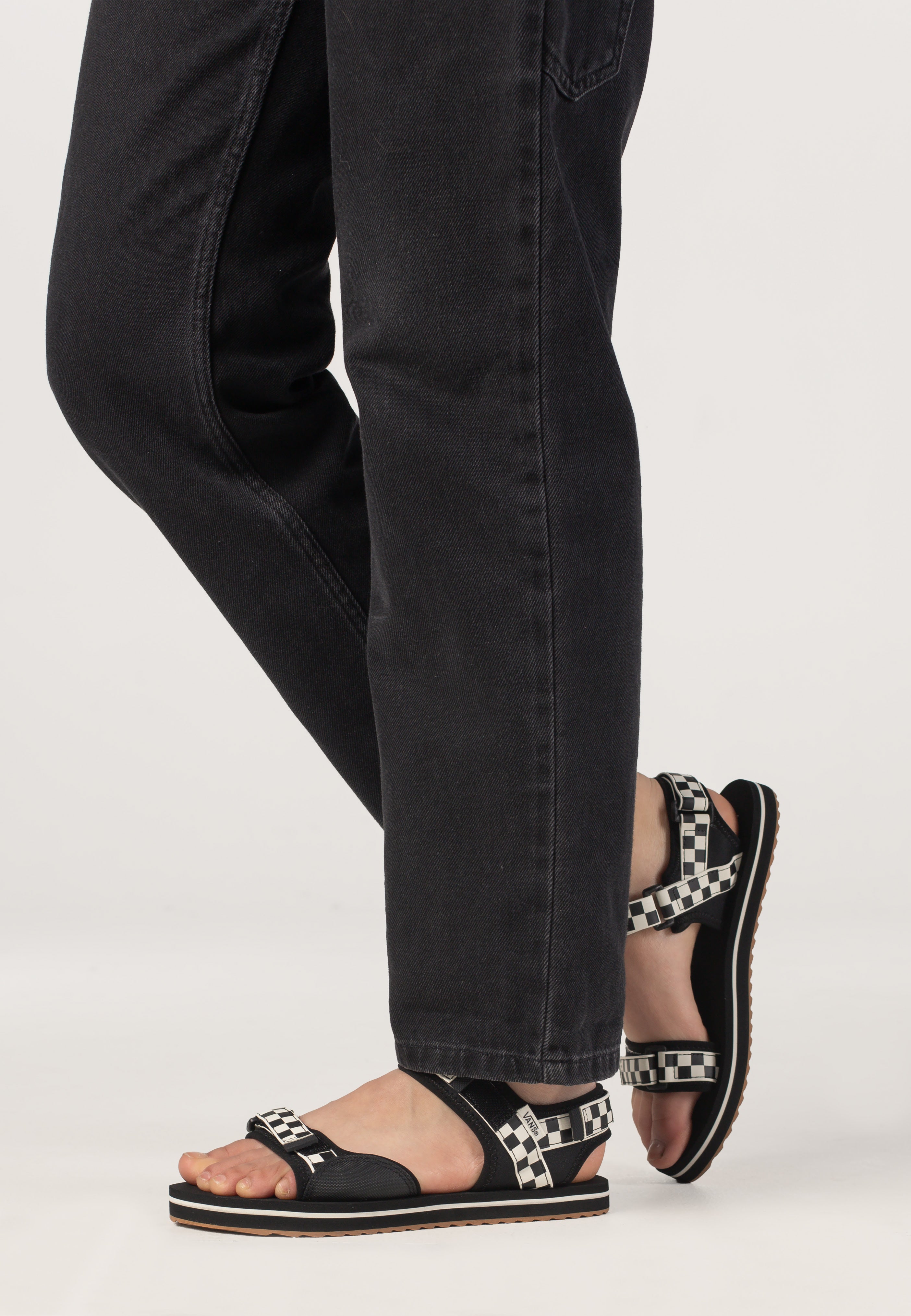 Vans - Tri-Lock Black/Marshmallow - Girl Sandals | Women-Image