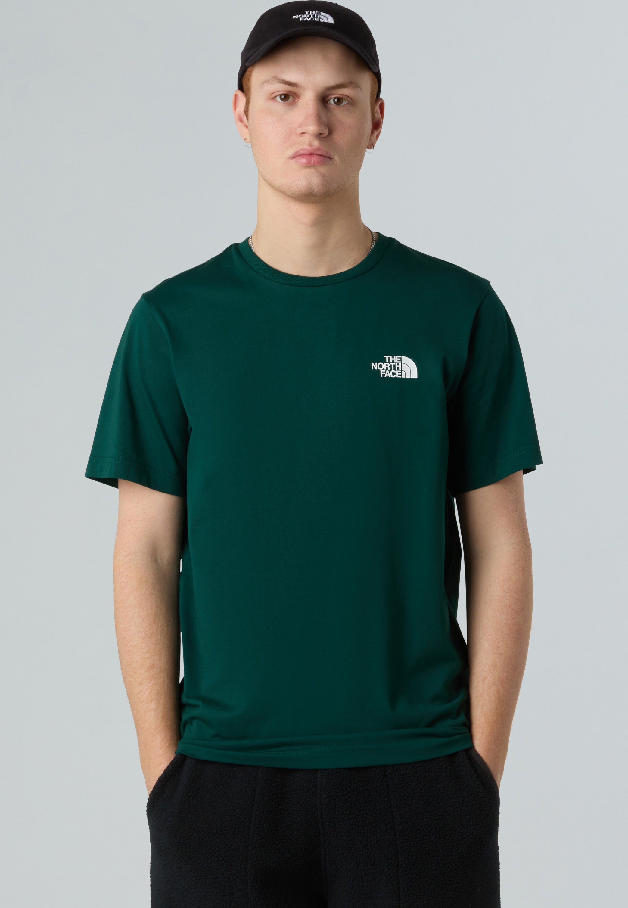 The North Face - Simple Dome Hunter Green - T-Shirt | Men-Image