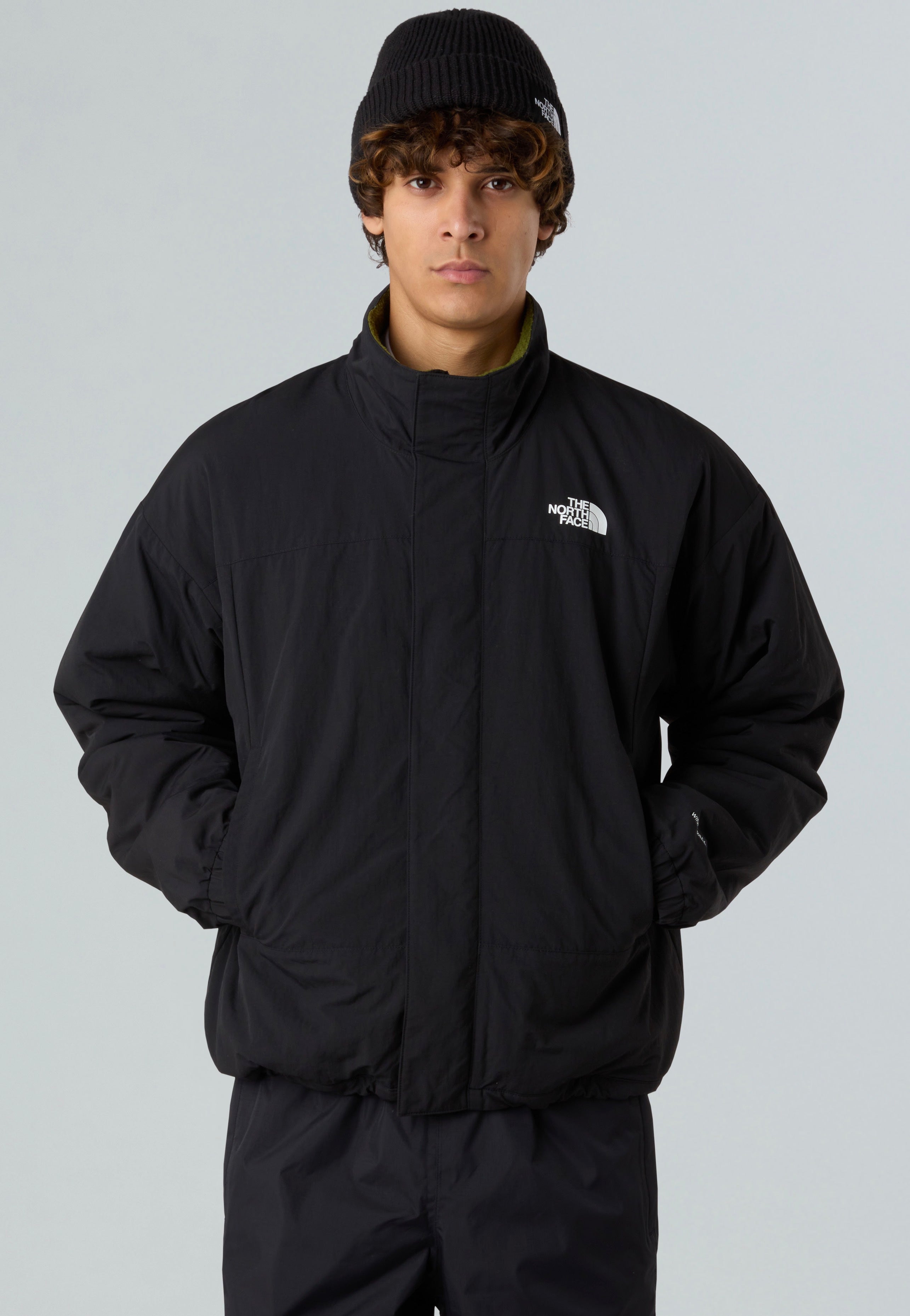 The North Face - Yumiori Reversible TNF Black/Woodland Green - Jacket | Men-Image