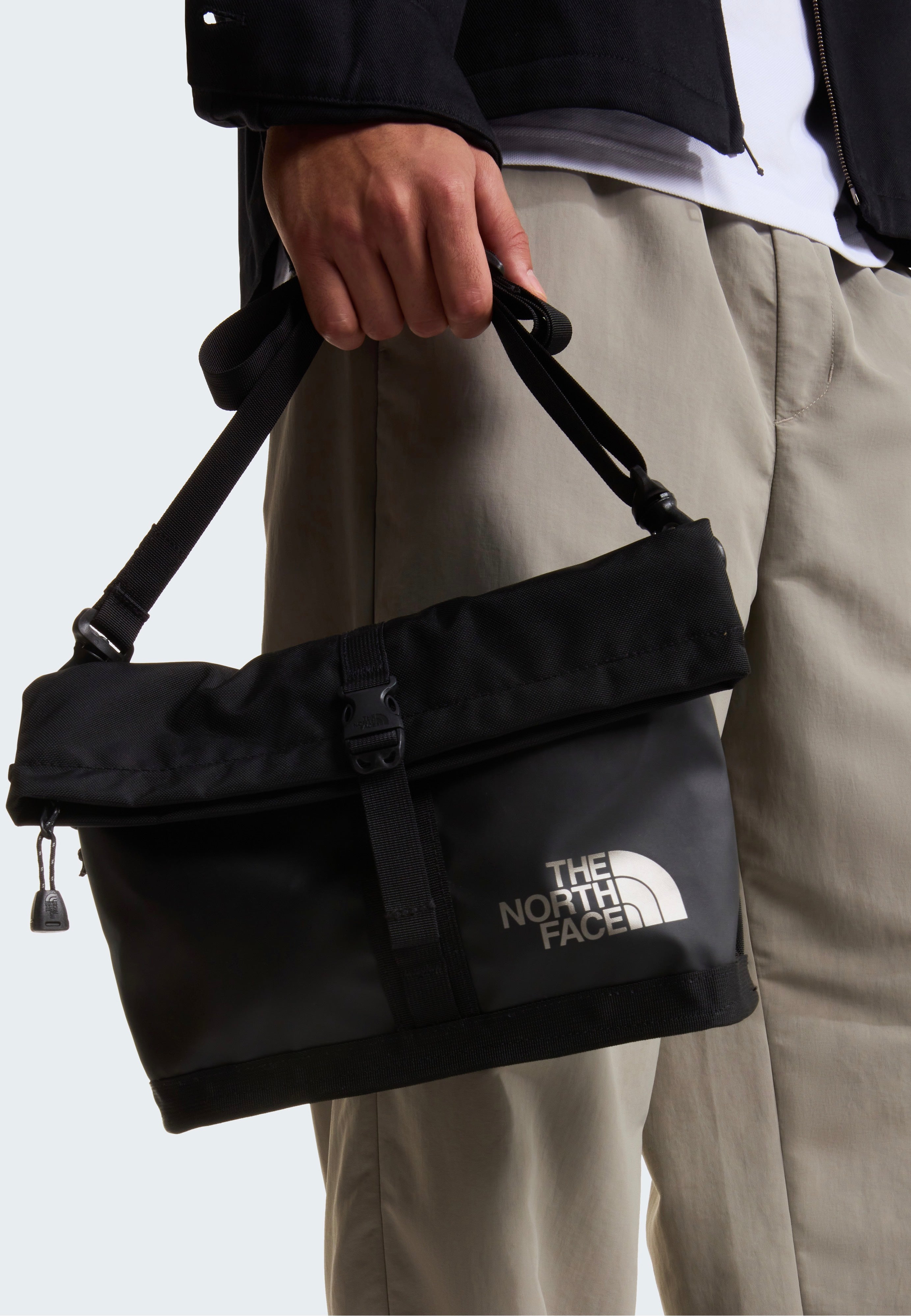 The North Face - Base Camp Shoulder TNF Black/Asphalt Grey - Shoulder Bag | Neutral-Image