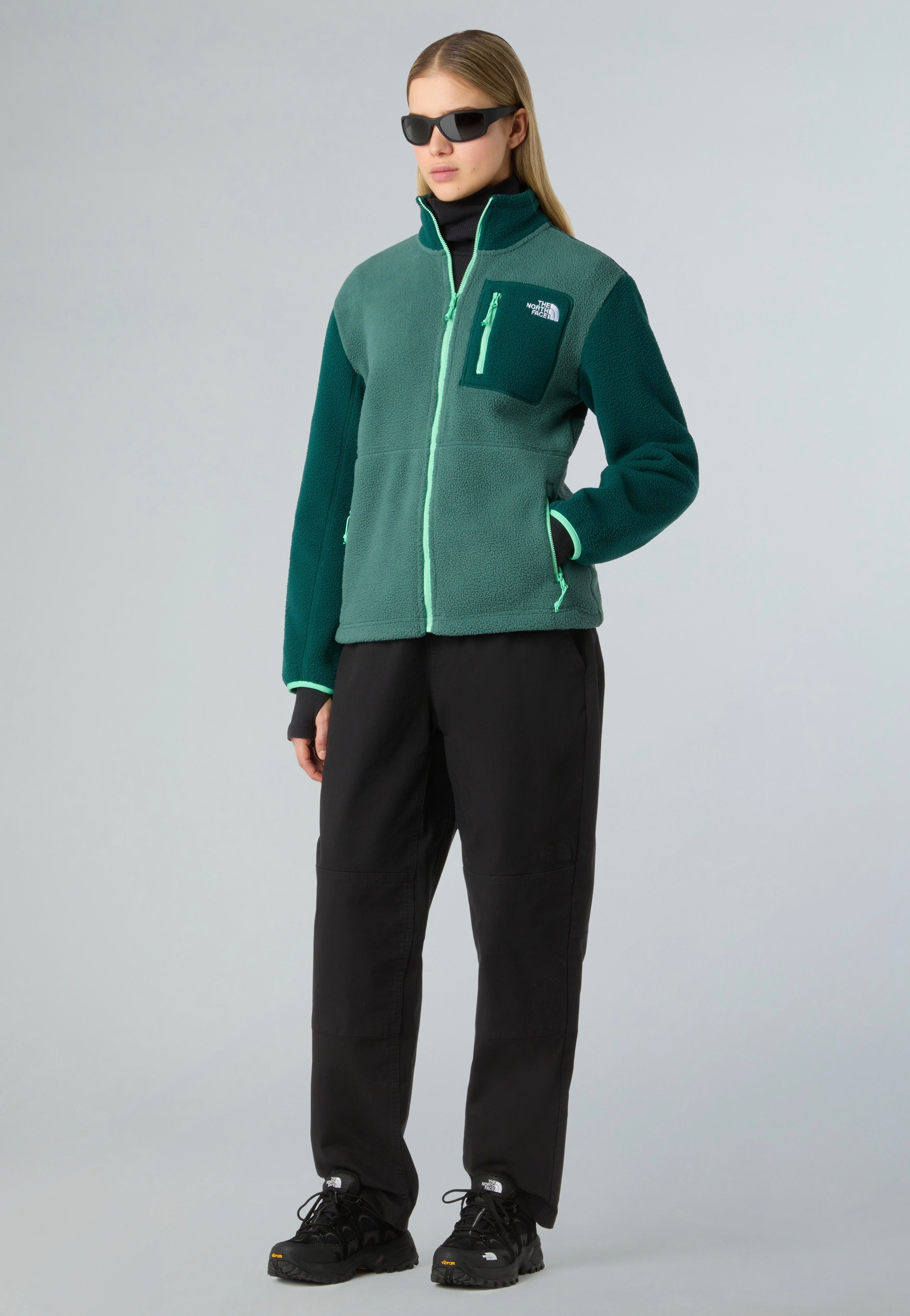 The North Face - Yumiori Full Zip Pine Forest/Hunter Green - Jacket | Women-Image