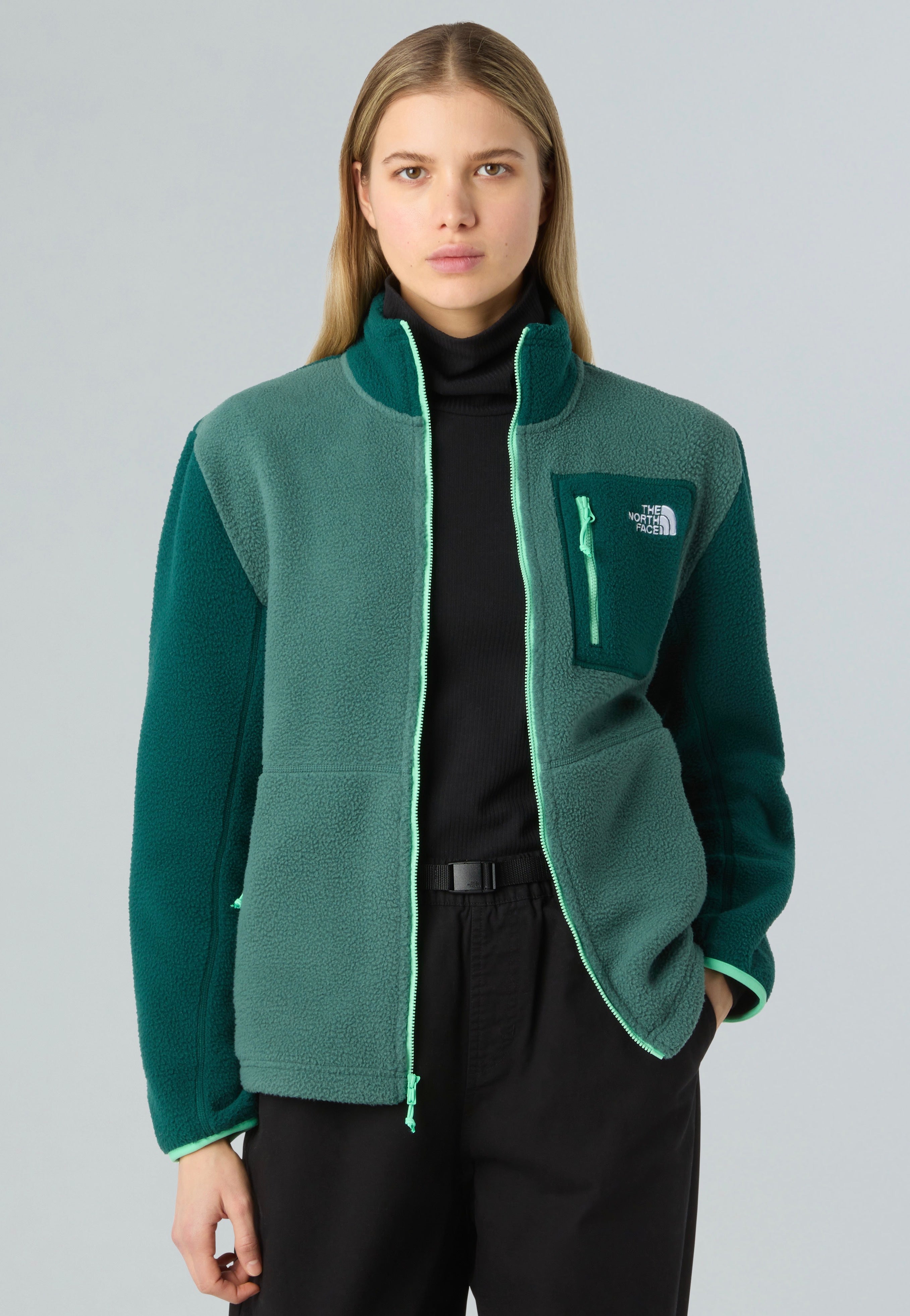 The North Face - Yumiori Full Zip Pine Forest/Hunter Green - Jacket | Women-Image