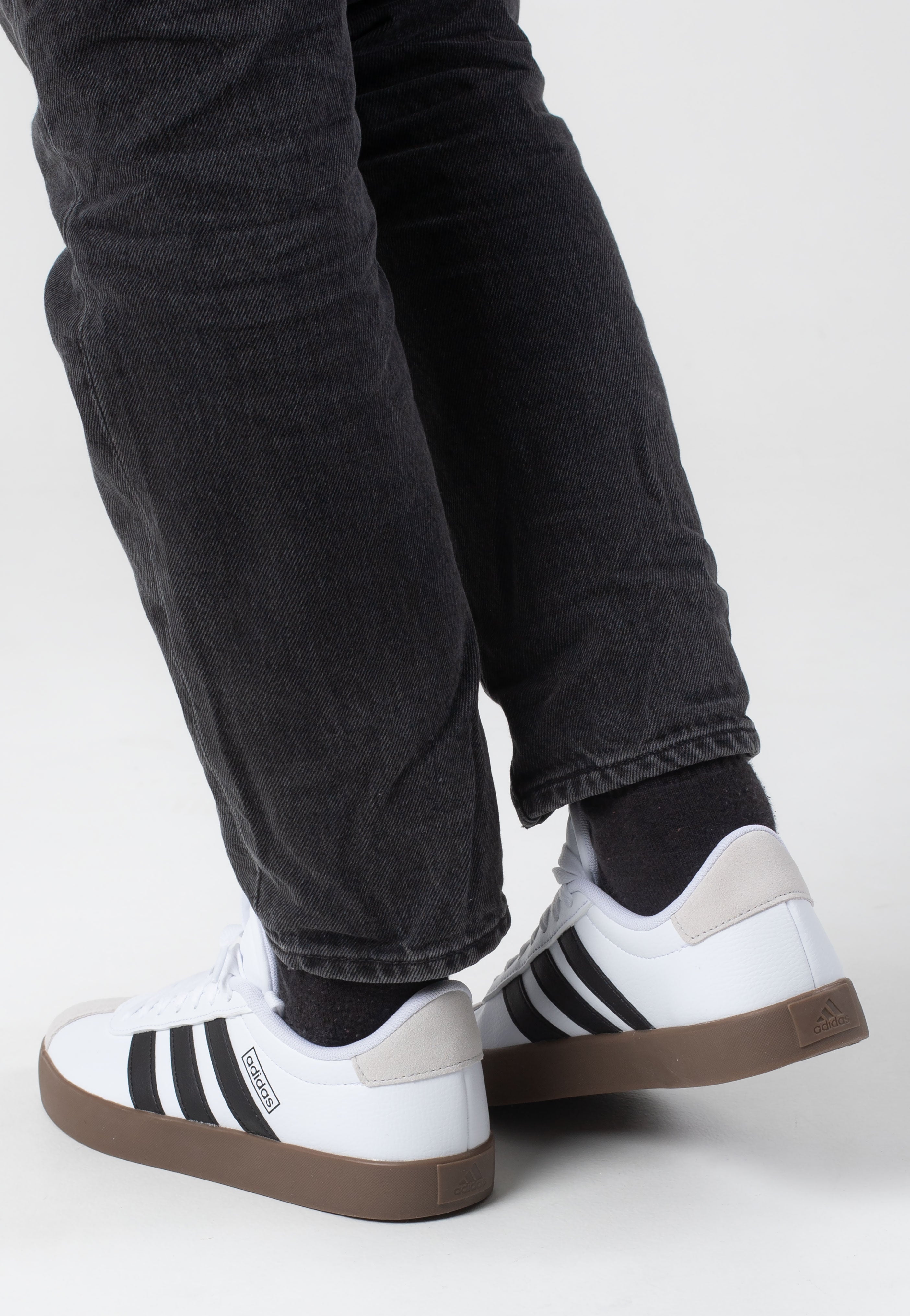 Adidas - Vl Court 3.0 Ftwwht/Cblack/Greone - Girl Shoes | Women-Image