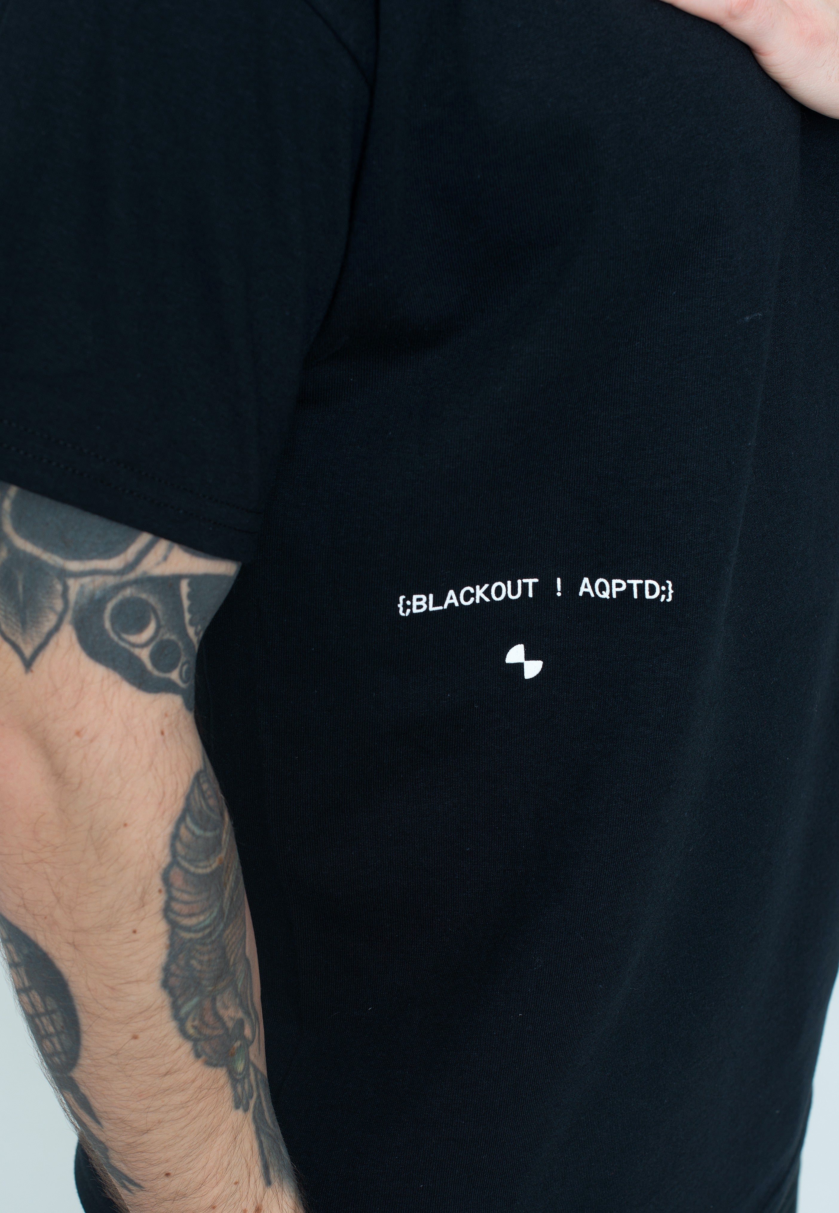 Alpha Wolf - Shutdown - T-Shirt | Men-Image