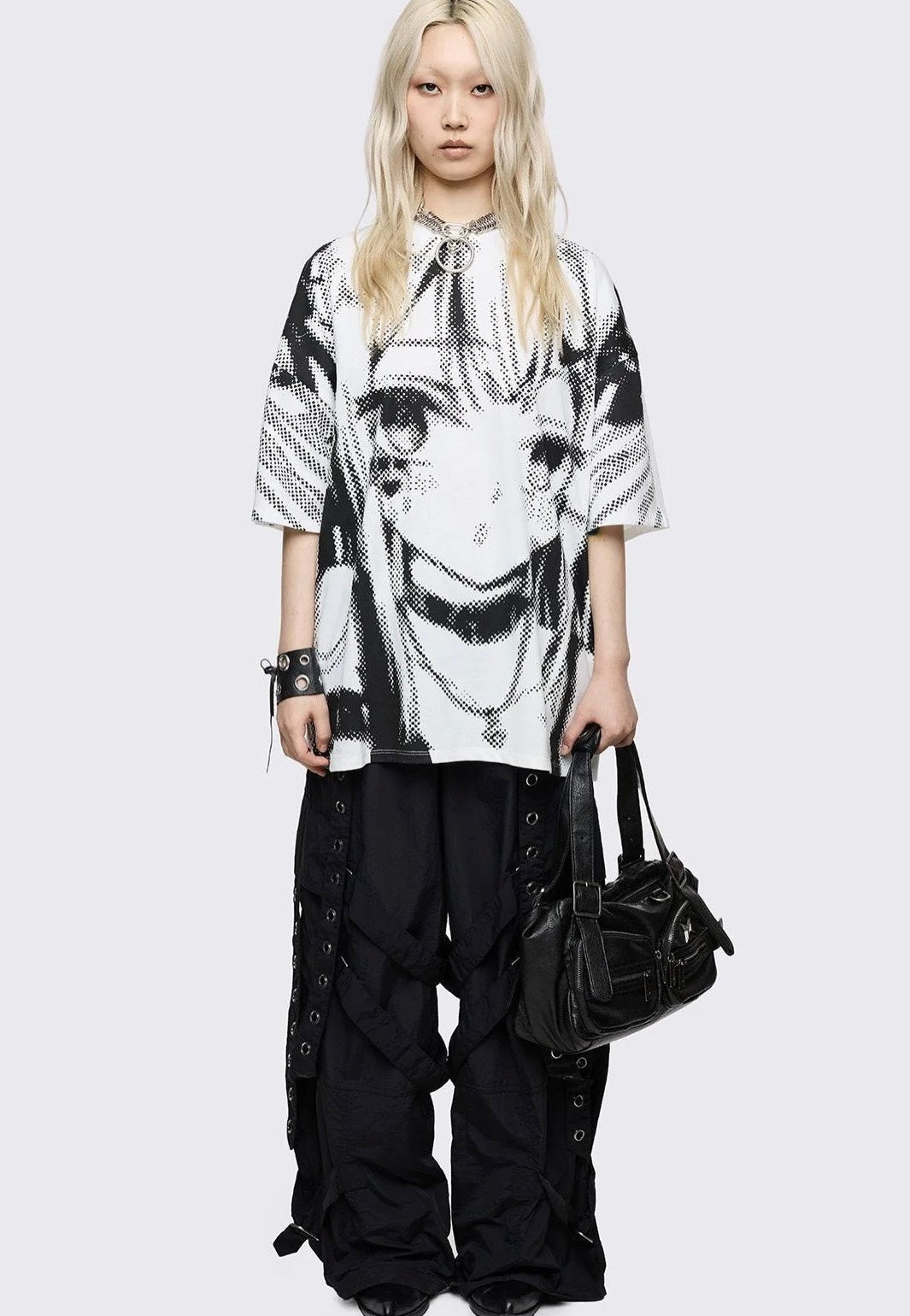 Minga London - Anime Cutie White - T-Shirt | Women-Image
