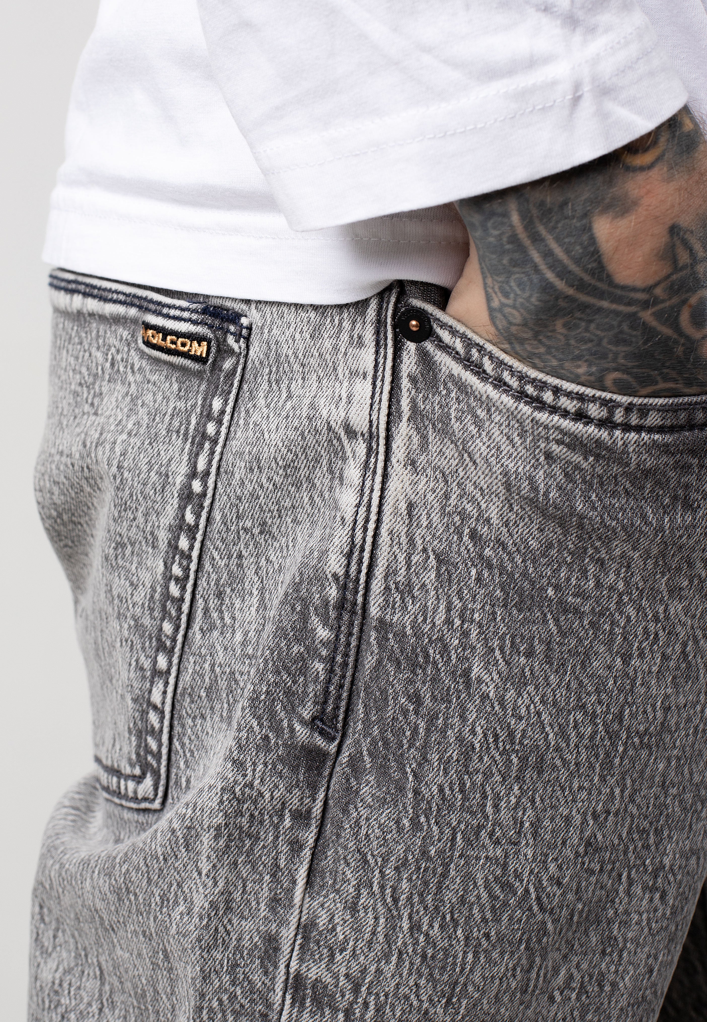 Volcom - Modown Tapered True Vintage Black - Jeans | Men-Image