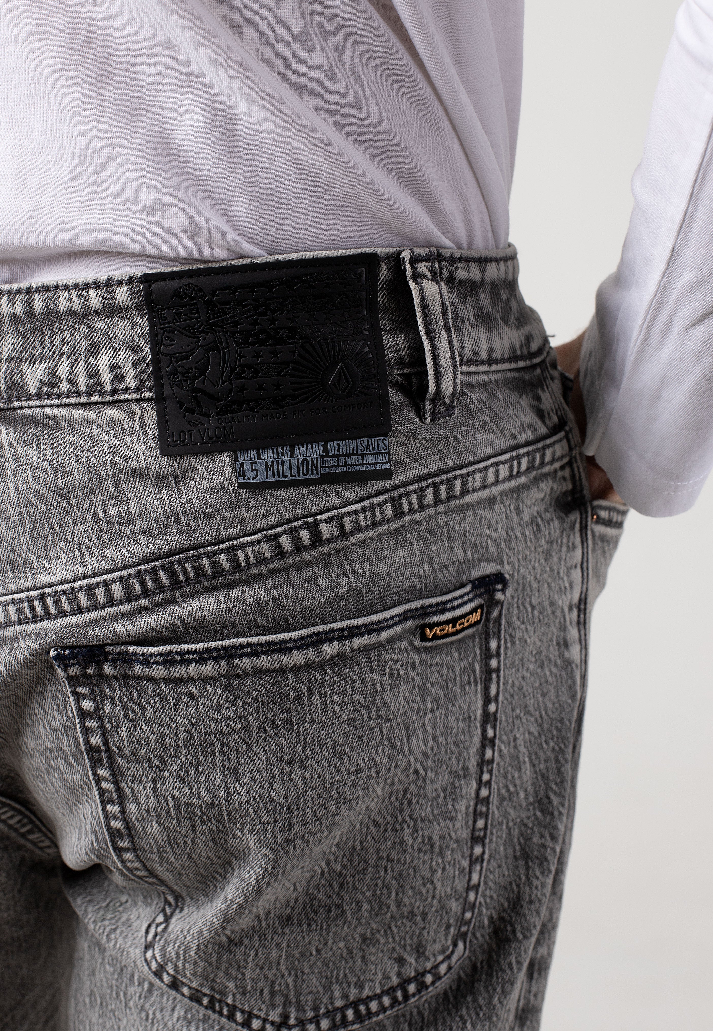 Volcom - Modown Tapered True Vintage Black - Jeans | Men-Image