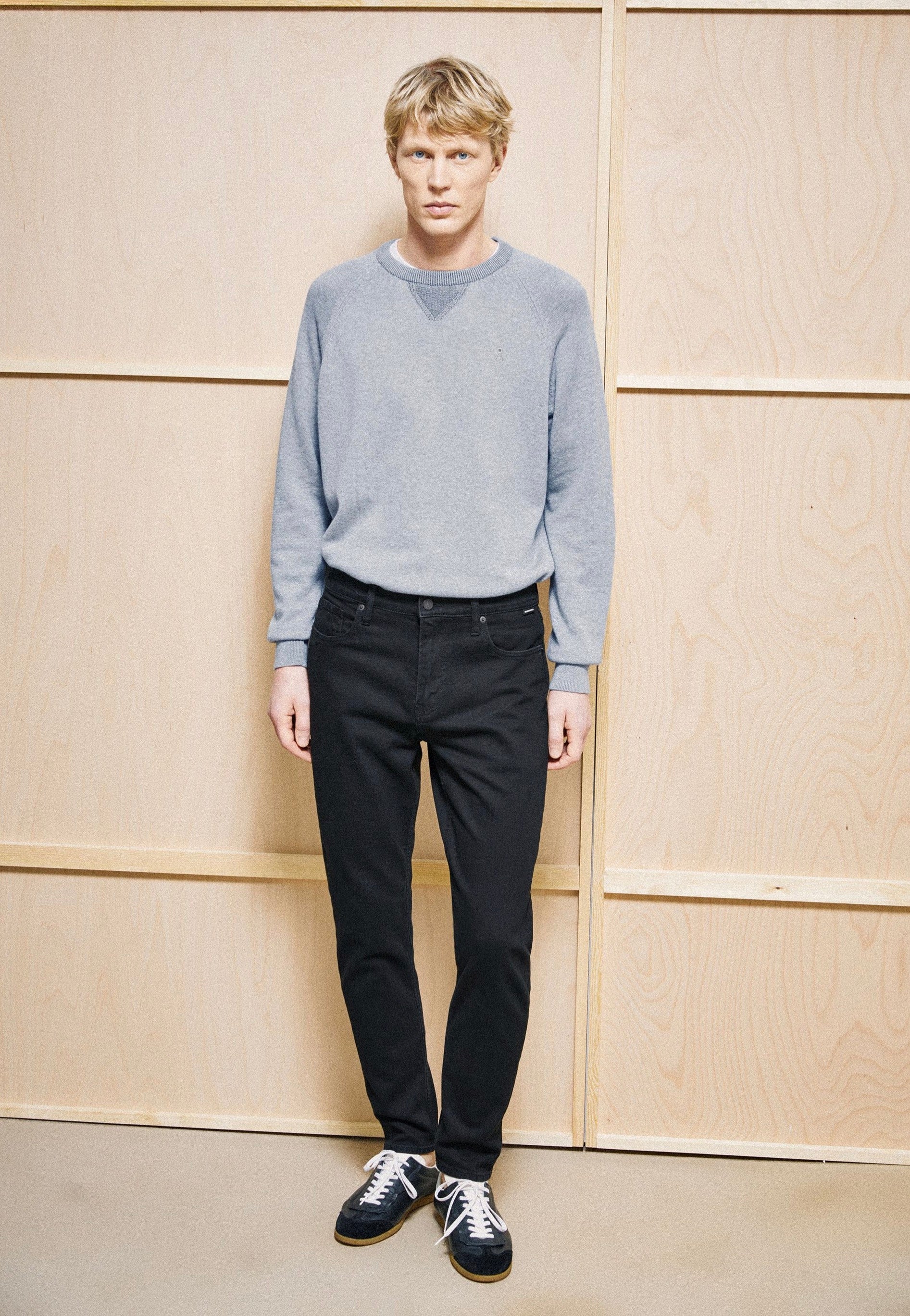 Armedangels - Aarjo Tarpa Tapered Rinse Black - Jeans | Men-Image